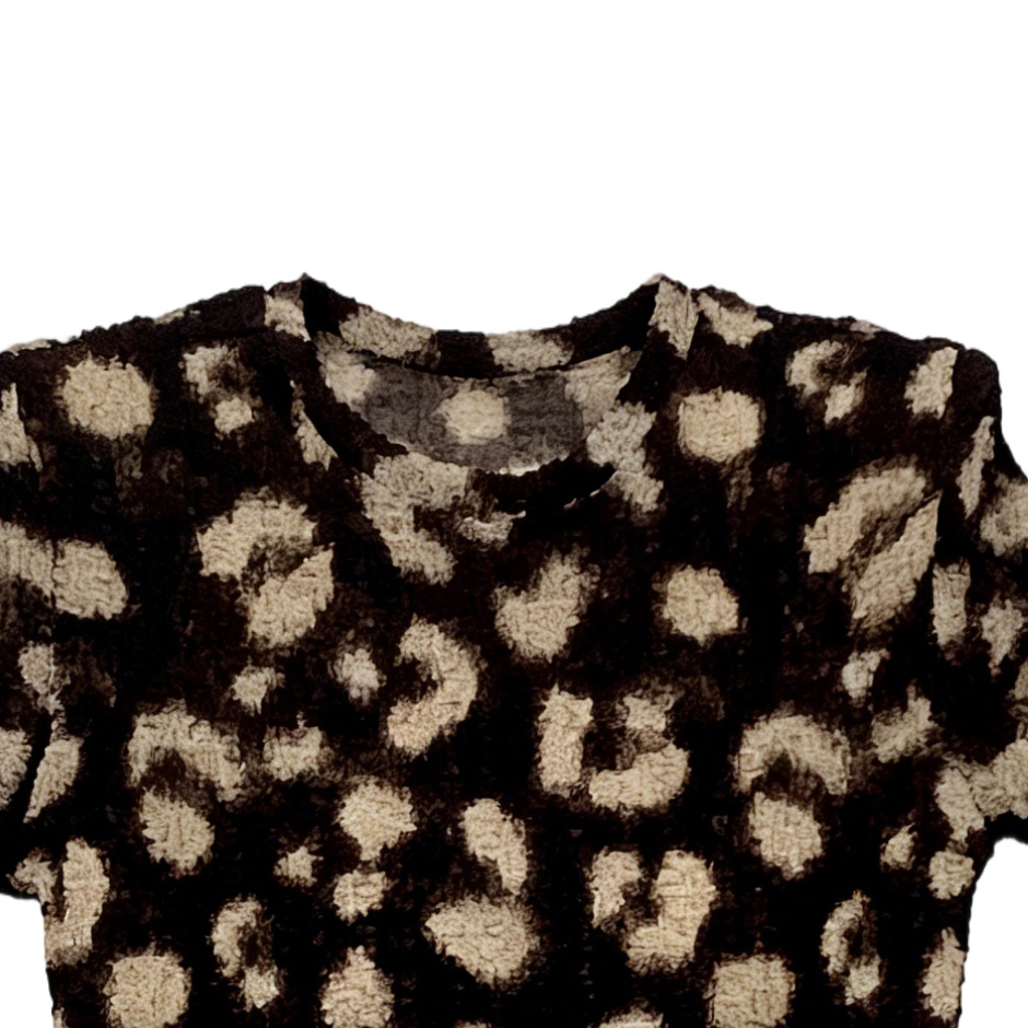 Leopard Print Fitted Top – Soft Stretch Crew Neck Short Sleeve Trendy Women’s T-Shirt AN-121003