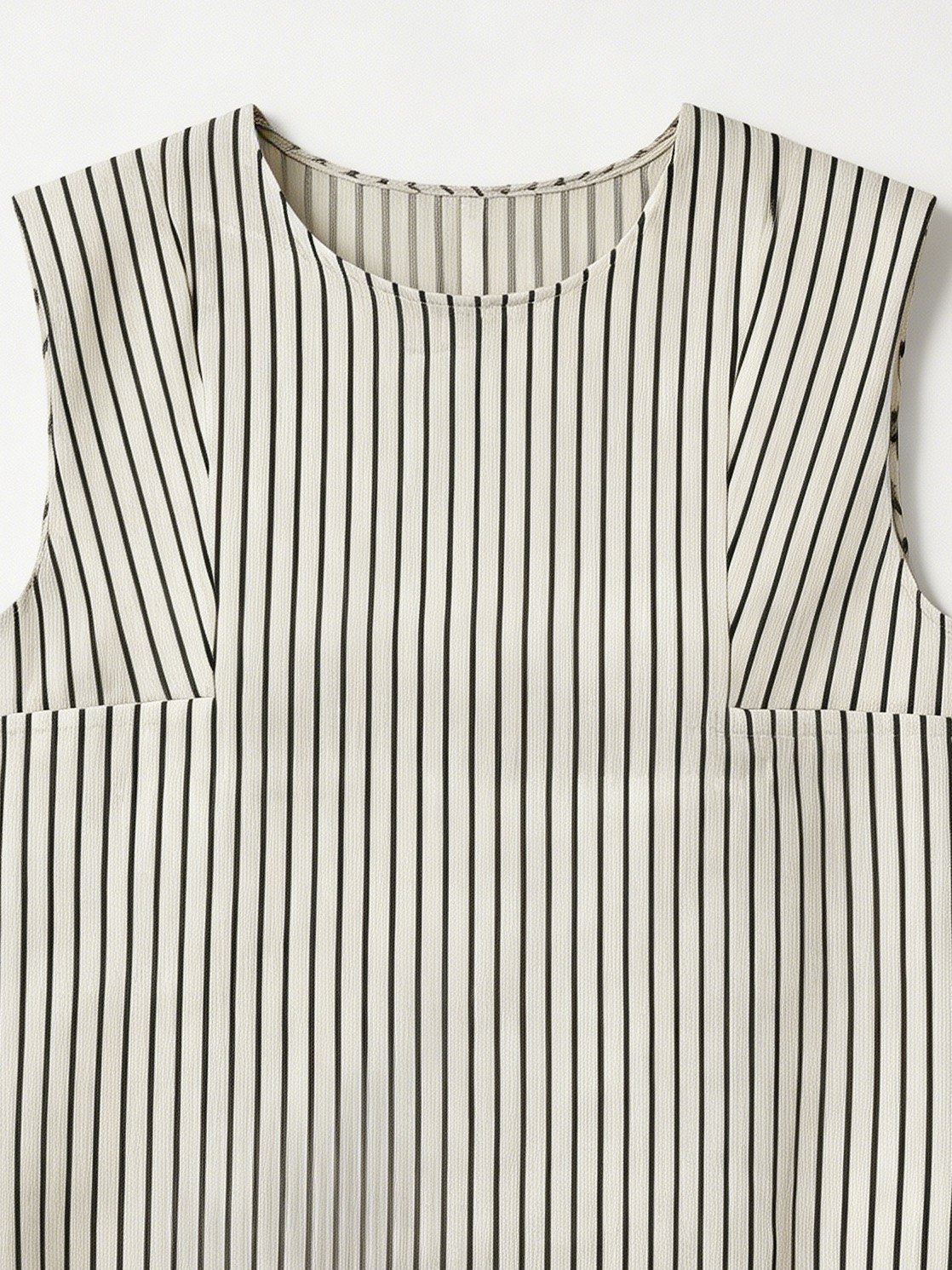 Classic Striped Sleeveless Top - High-Waisted Pairing Essential  D-42219