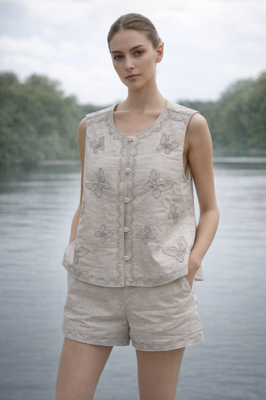 Women’s Butterfly Embroidered Quilted Vest LA-030404