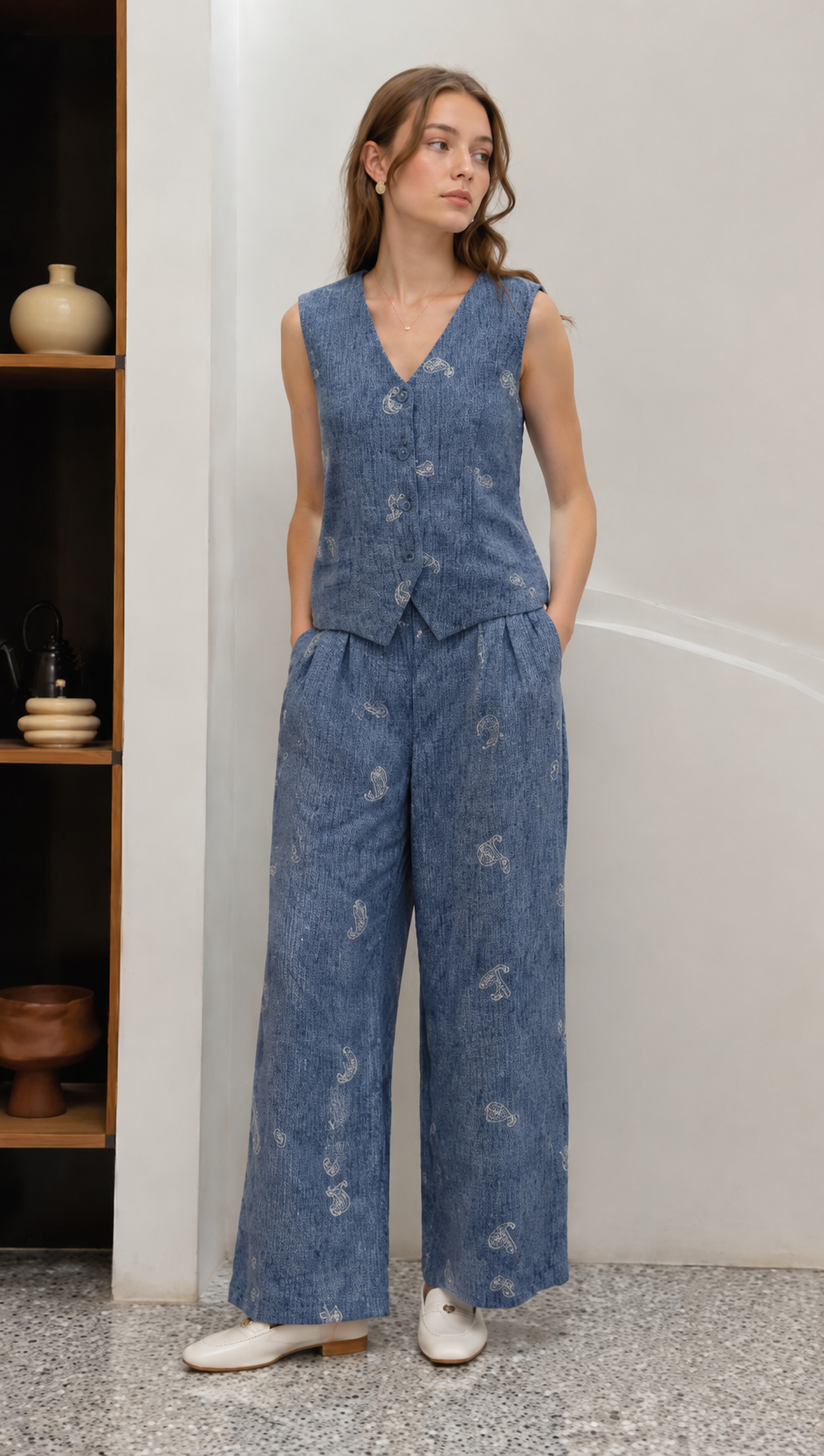 Paisley Embroidered Linen Tailored Vest AN-710028