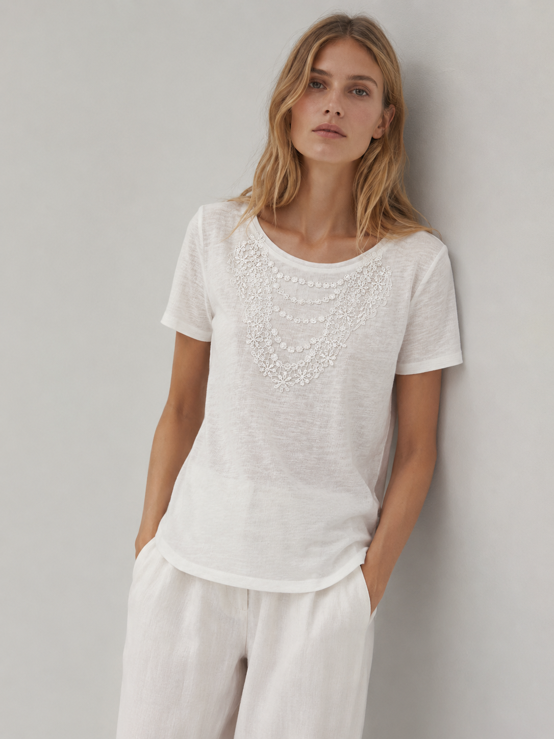 Romantic Boho White Slub Tee Featuring Delicate Lace Patchwork Summer Top M-42240