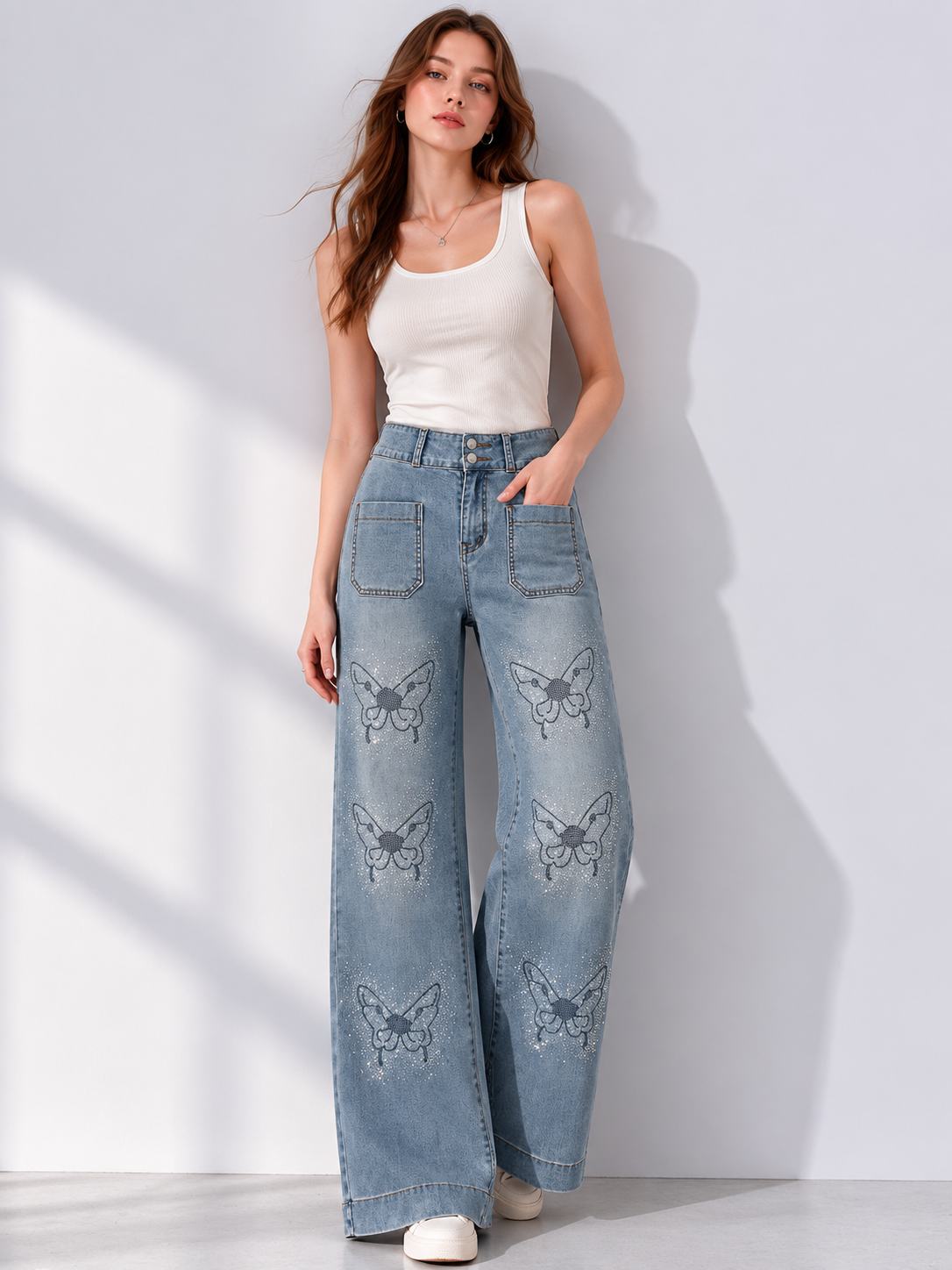 Women's Light Wash Butterfly Bling Straight Leg Jeans ZY6036