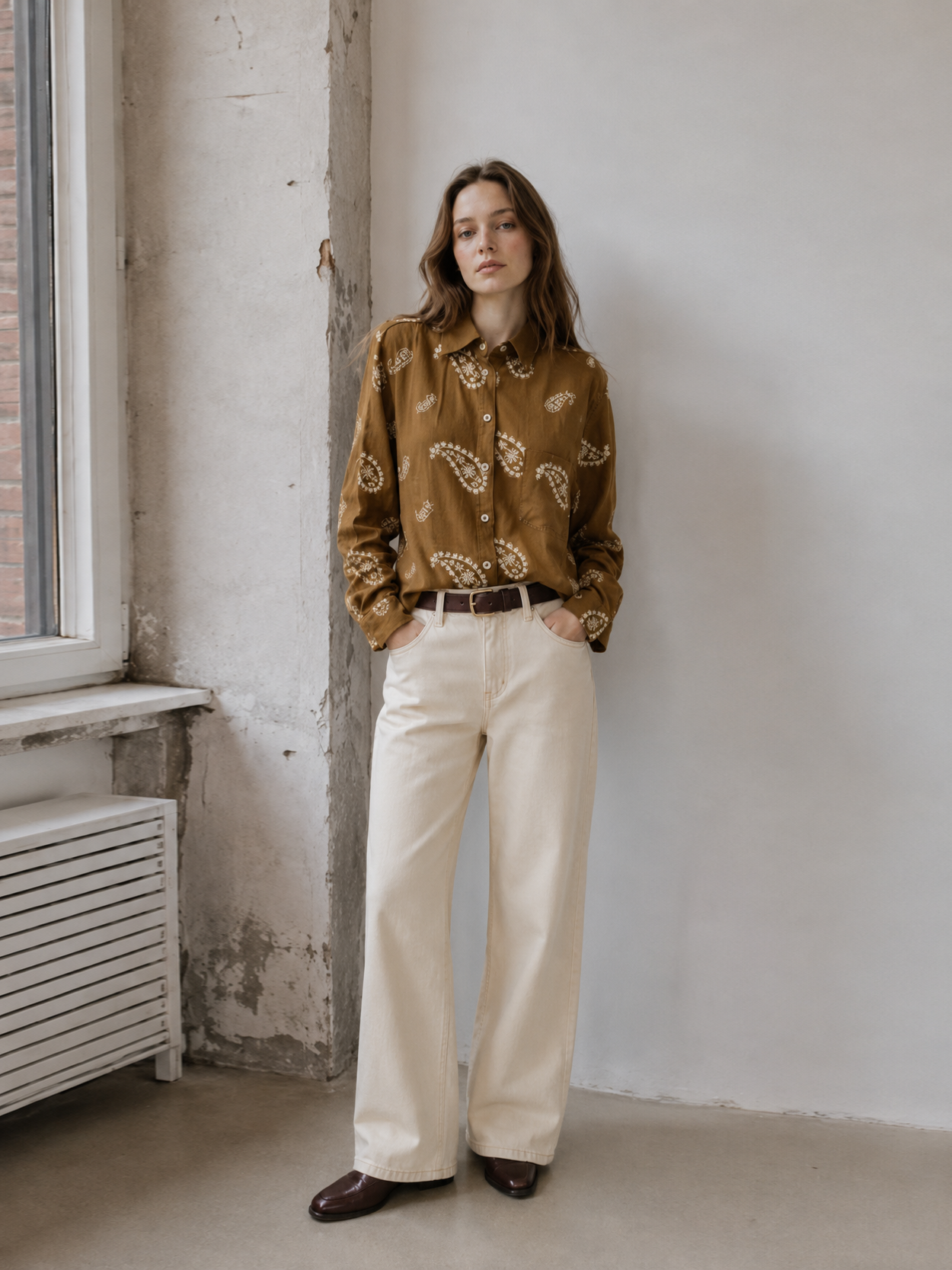 Paisley Embroidered Long-Sleeve Button-Up Shirt AN-121020