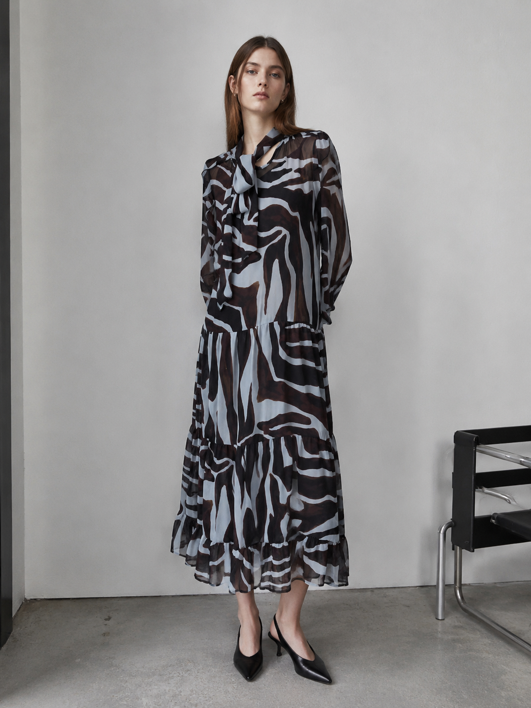 Women’s Animal Print Tie Neck Chiffon Long Sleeve Maxi Dress XW-251208