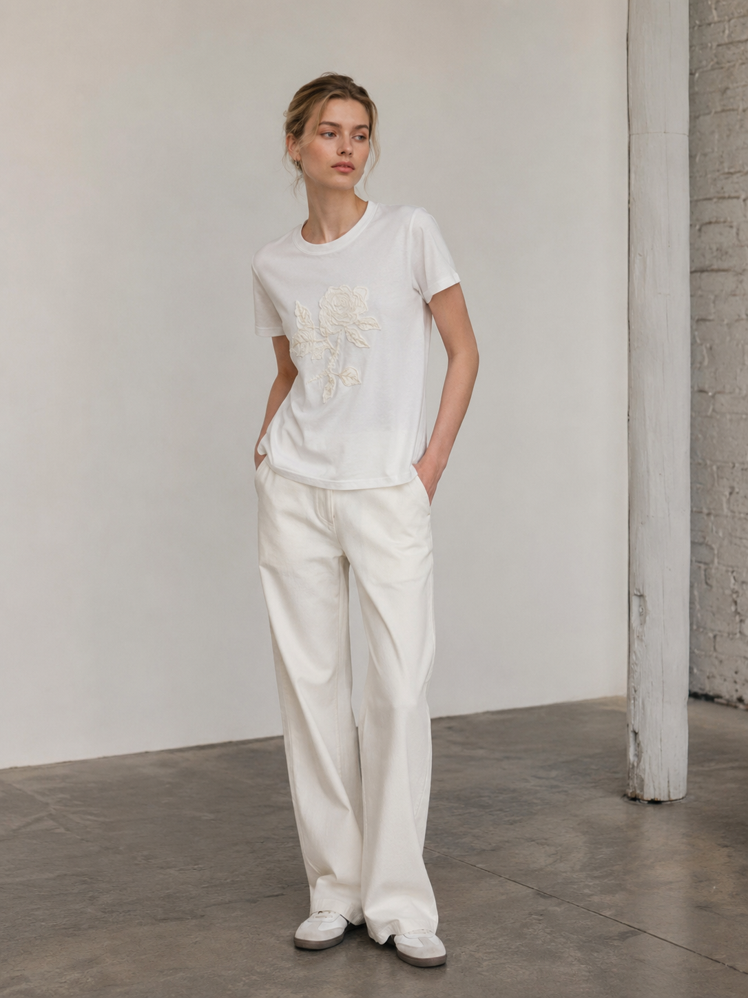 Women’s 3D Rose Embroidered Cotton Short Sleeve T‑Shirt M-42130-2 