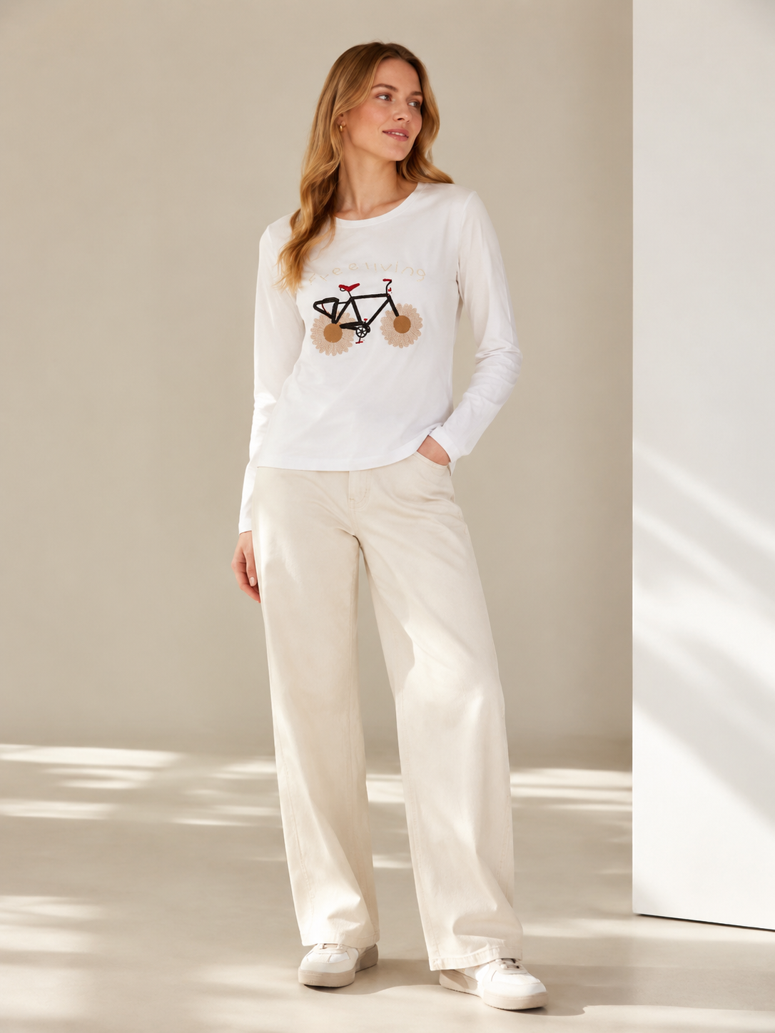 Women’s Bicycle Embroidered Long Sleeve T-Shirt M-43252