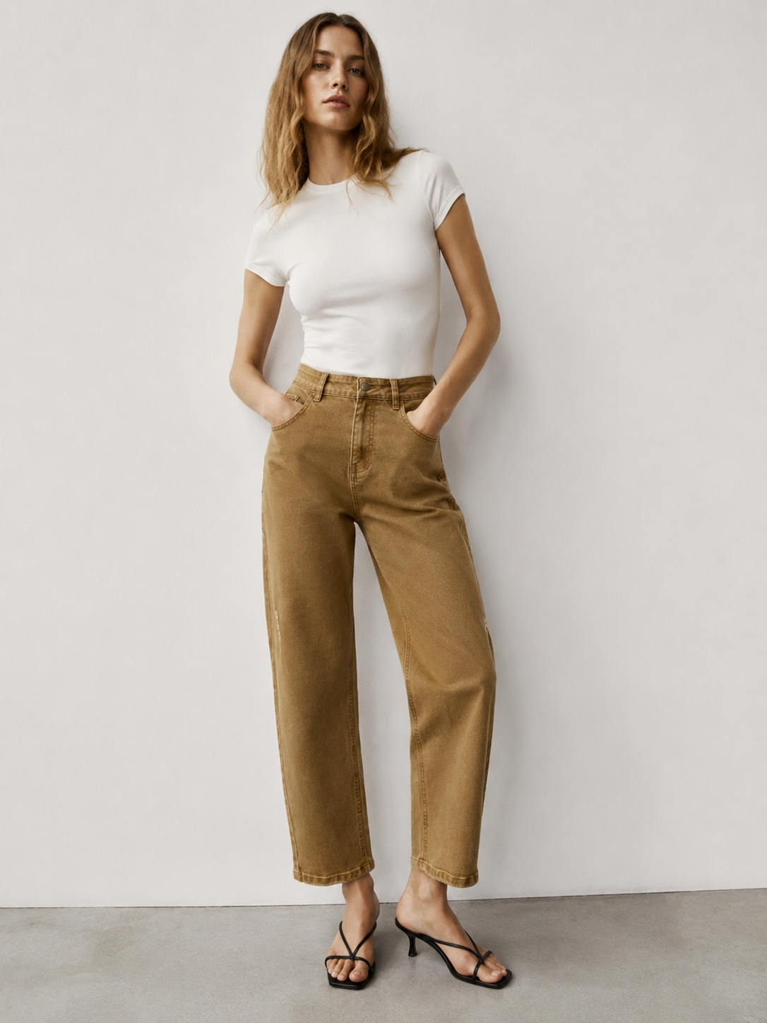 Distressed Tan Straight Leg Jeans High Waist Relaxed Fit Denim for Women YZ5012