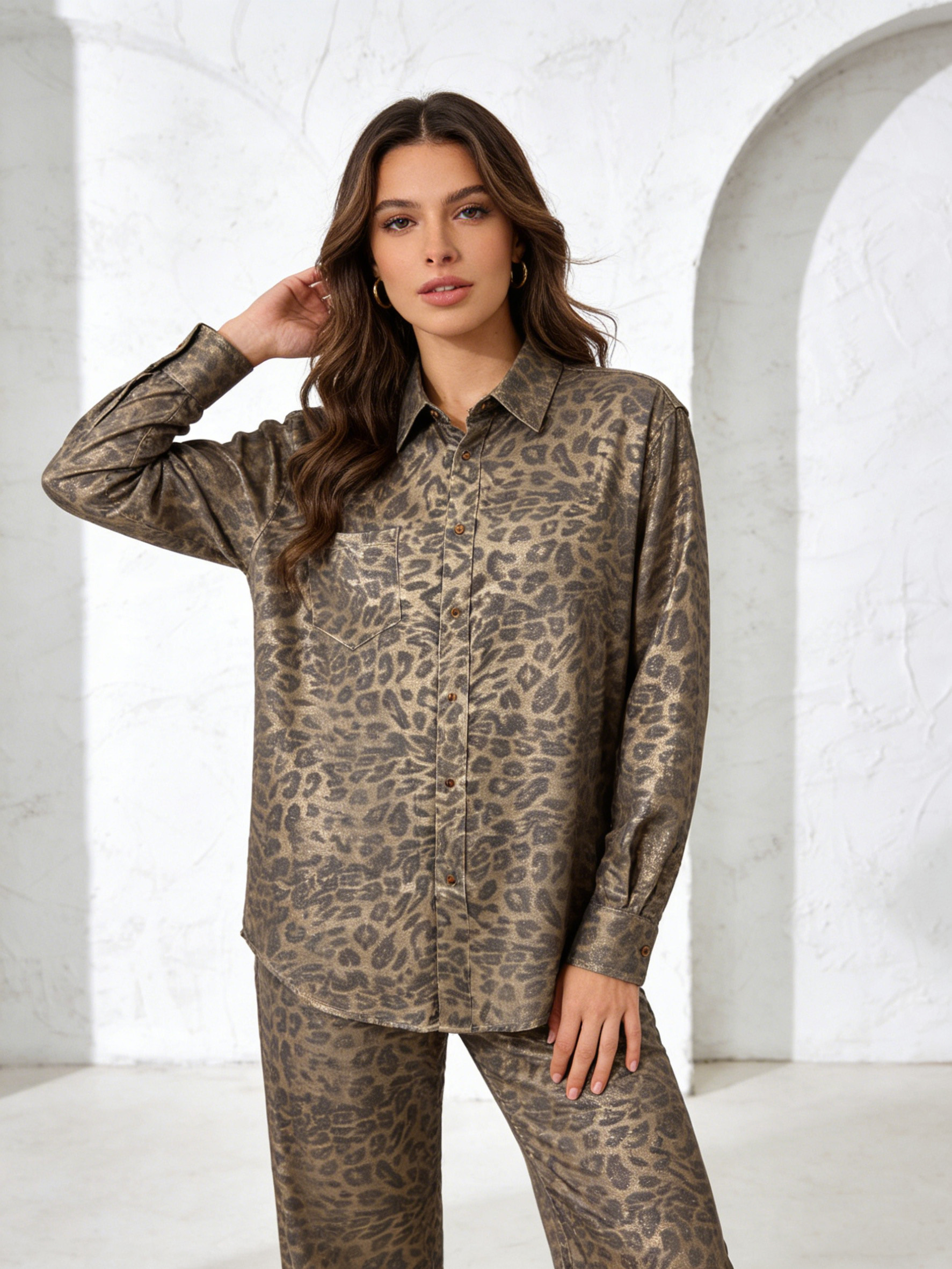 Elegant Gold Leopard Print Blouse - Metallic Finish Casual Shirt  M-41046