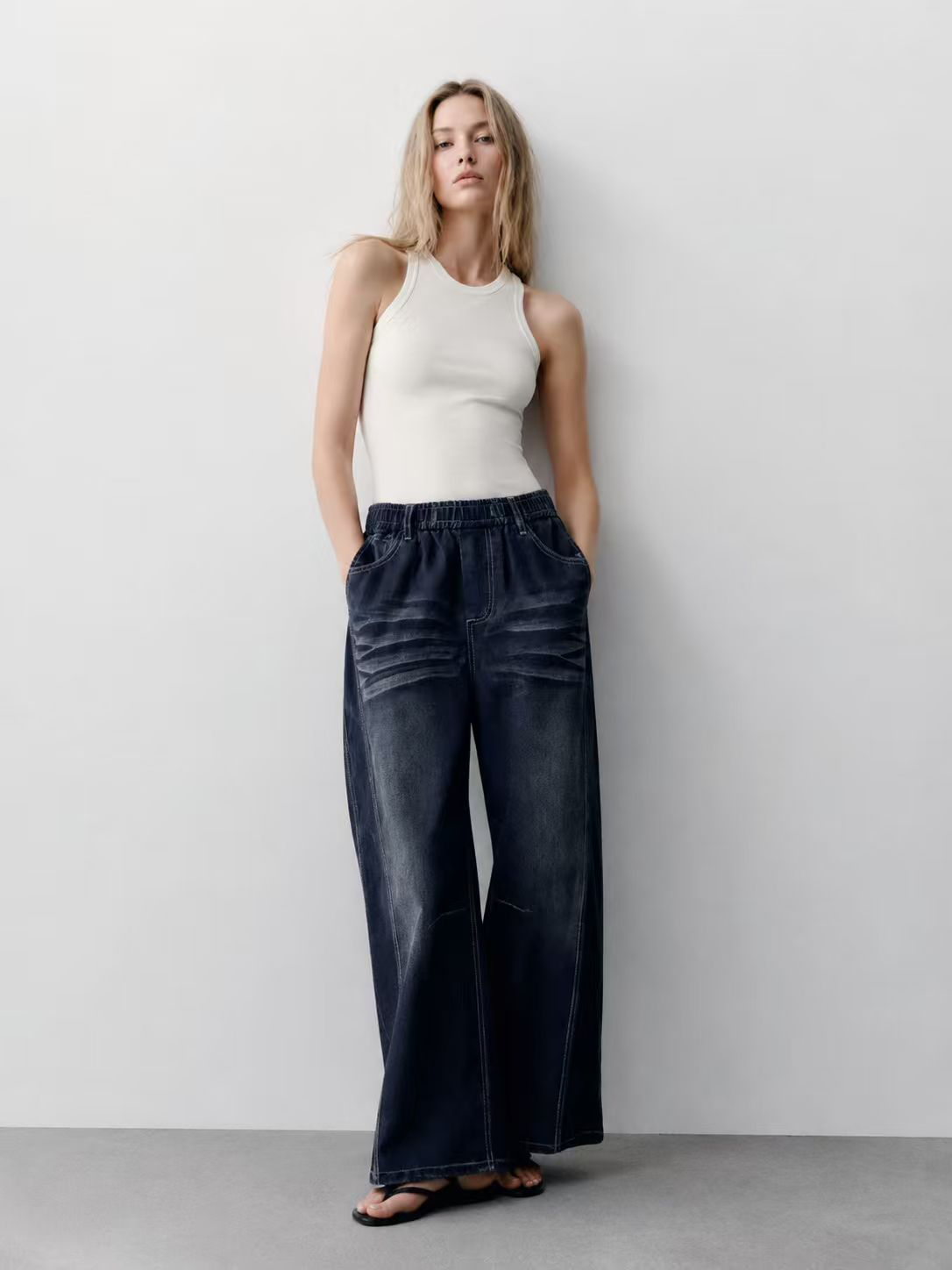 Women's Dark Wash Relaxed Fit Elastic Waist Wide Leg Denim Pants ZY6056