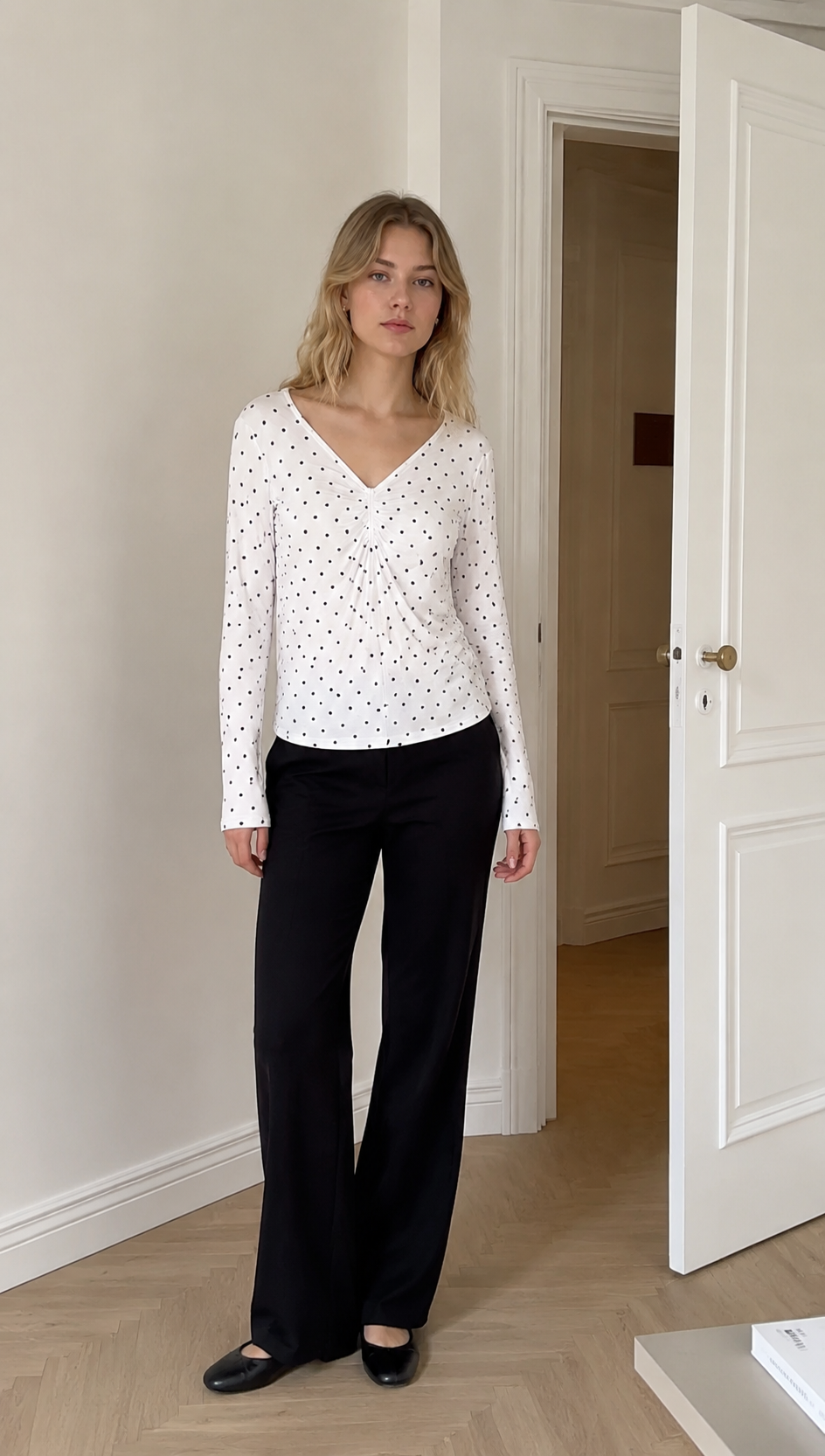 French Style Polka Dot Ruched Tee - V-Neck Slim Fit Top  AN-710008