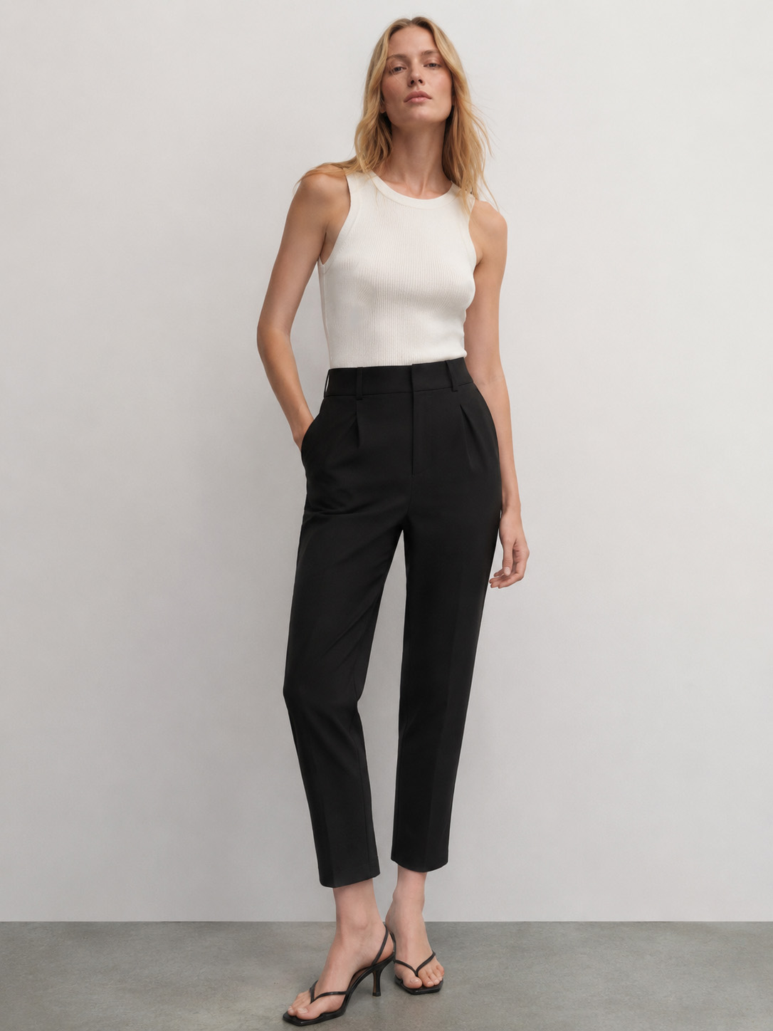 Elegant Black Pleated Straight Leg Pants - Premium Business Casual XW-26907