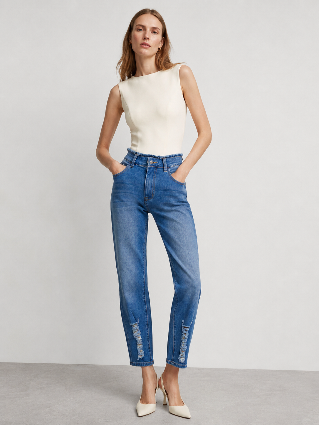 Mid-Wash Ripped Knee Frayed Waist Denim Jeans ZY6050