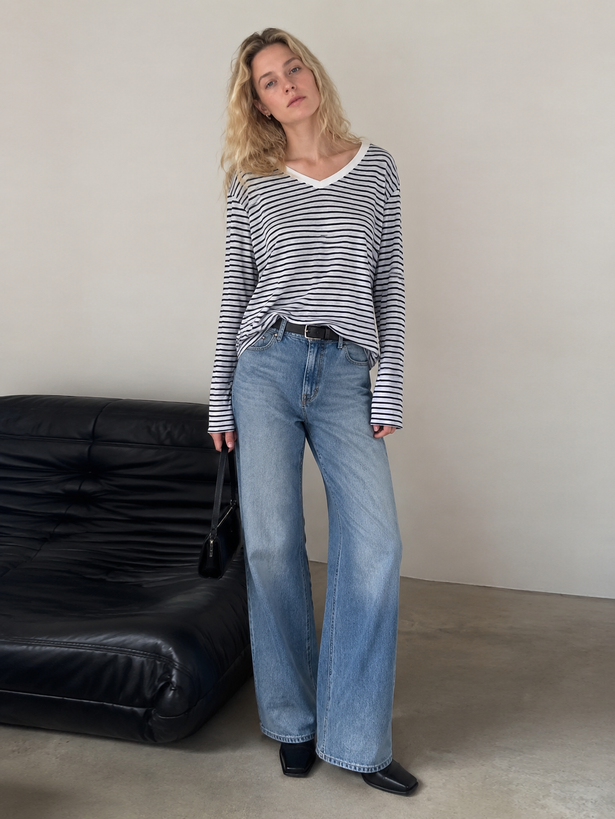 Women's Stripe V-Neck Long Sleeve T-Shirt - Soft Knit Top  AN-710004