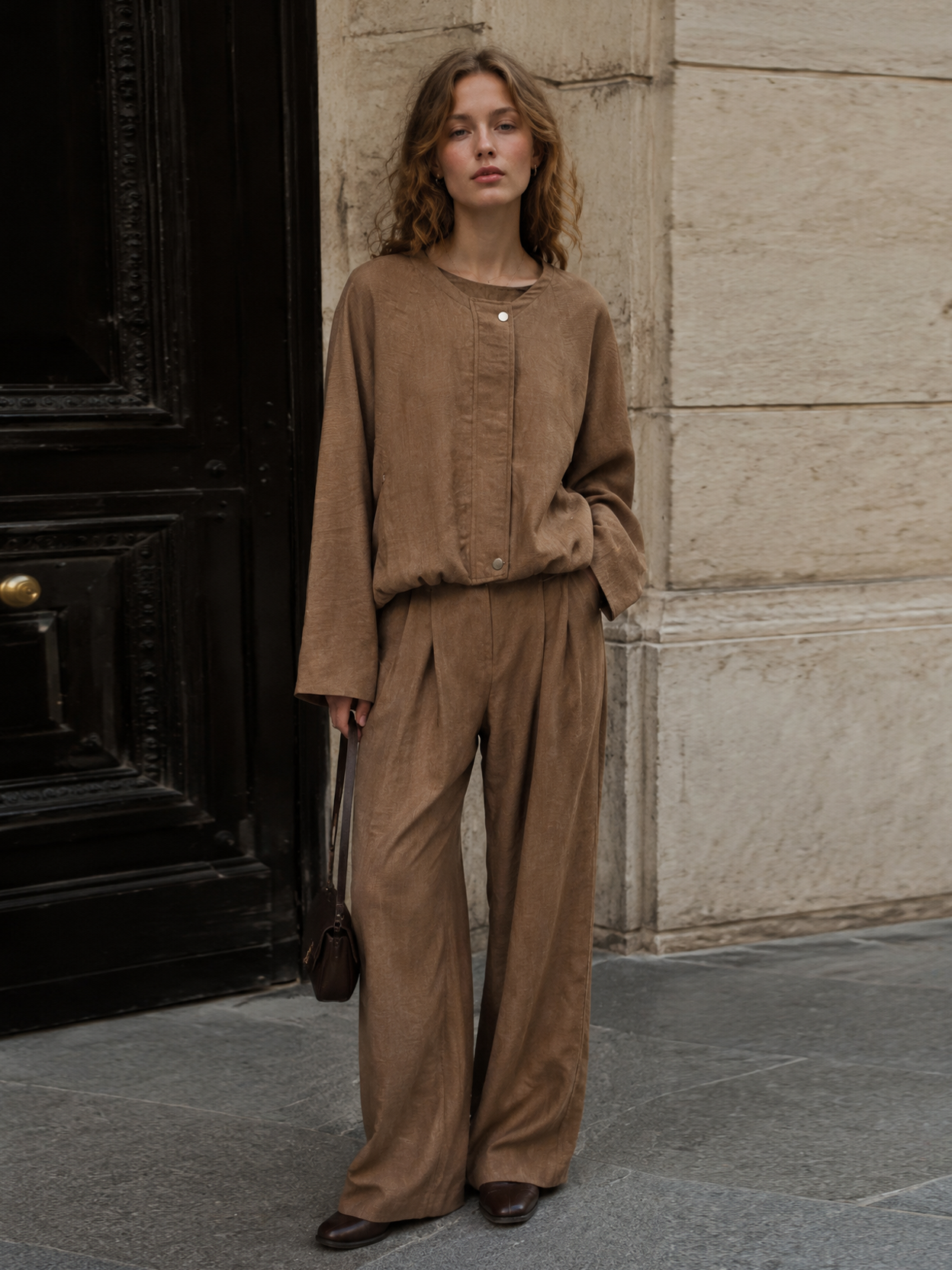 Minimalist Linen Cropped Bomber Jacket with Elastic Hem LA-710004