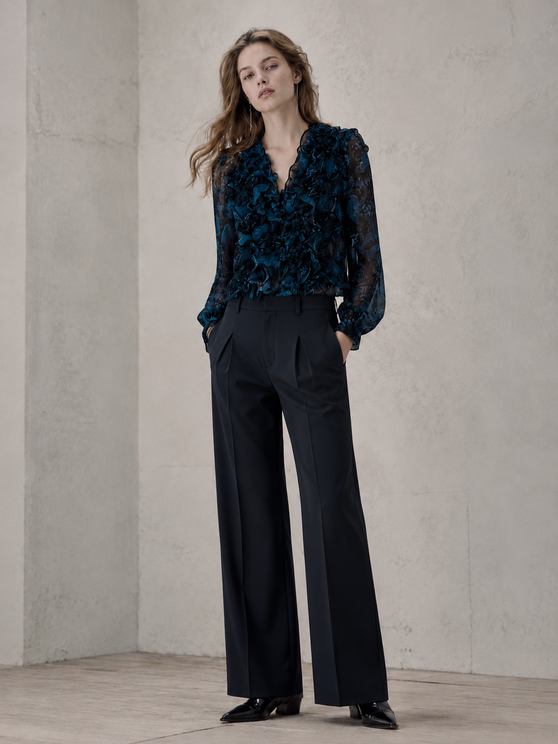Women’s Sheer Paisley Ruffle V Neck Cropped Chiffon Blouse XW-251202