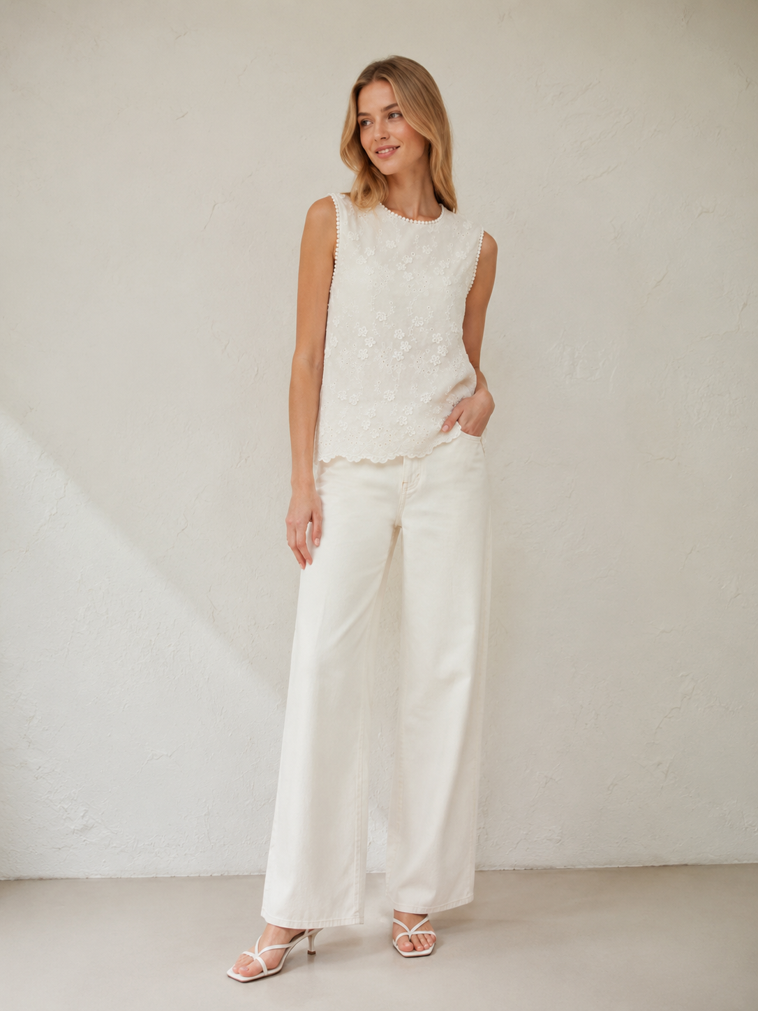 Women’s Boho Eyelet Embroidered Sleeveless Top D-42885