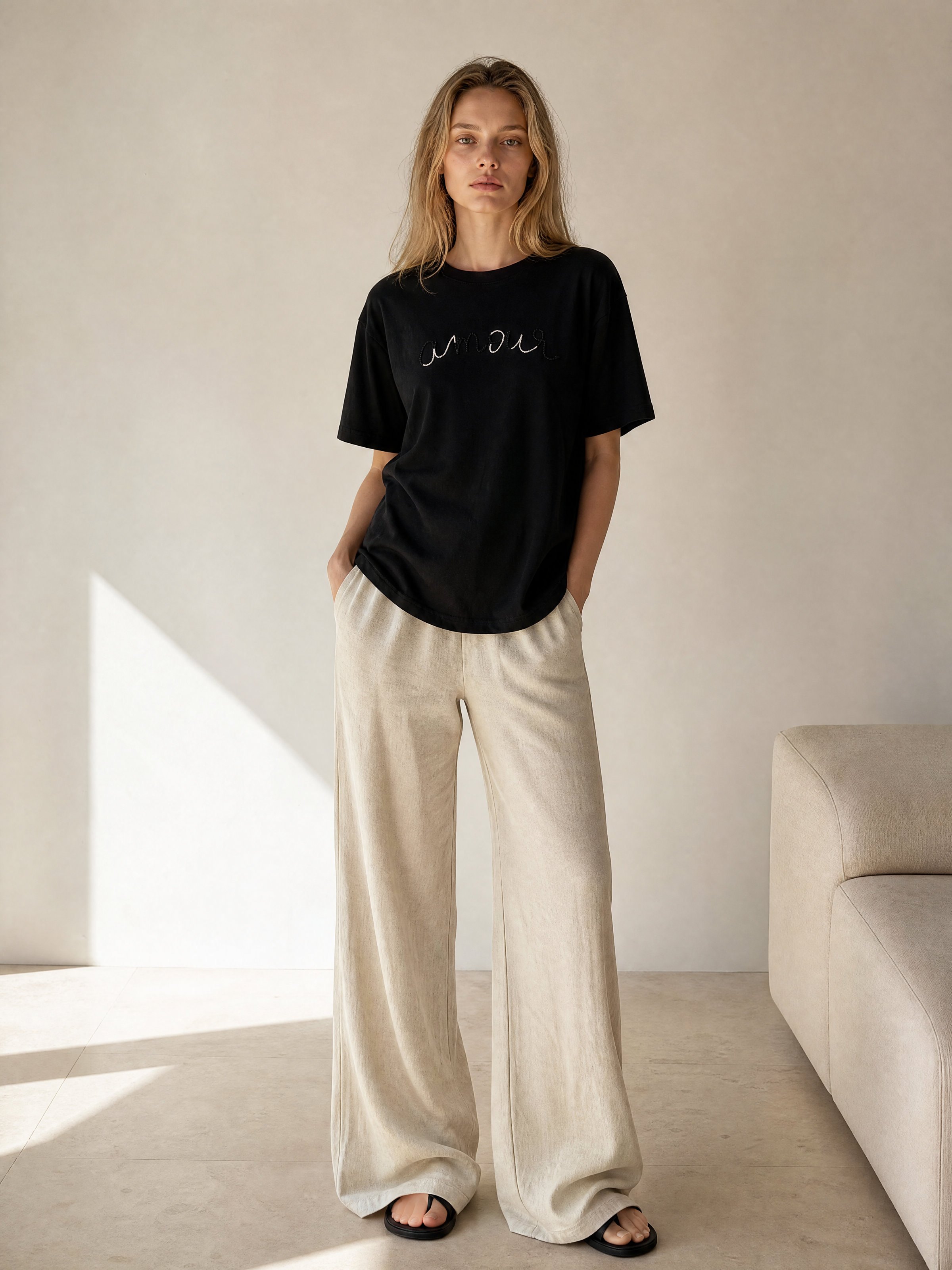 Women's Black Minimal Script Graphic T-Shirt 1297