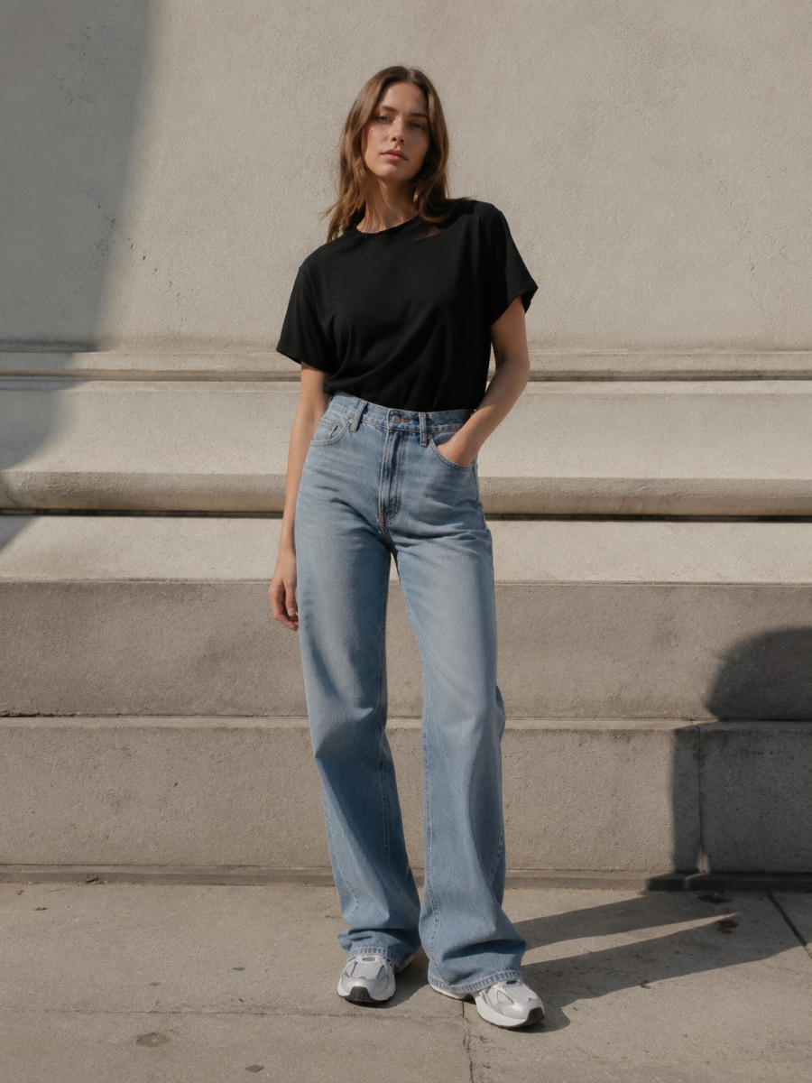Women's Relaxed Crew-Neck T-Shirt 5012