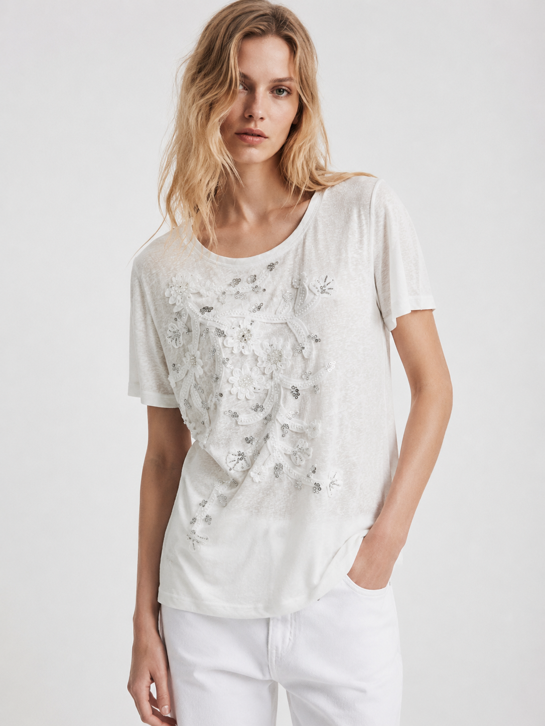 Heavy Sequin 3D Flower Embellished White Slub Tee for Ladies M-42284