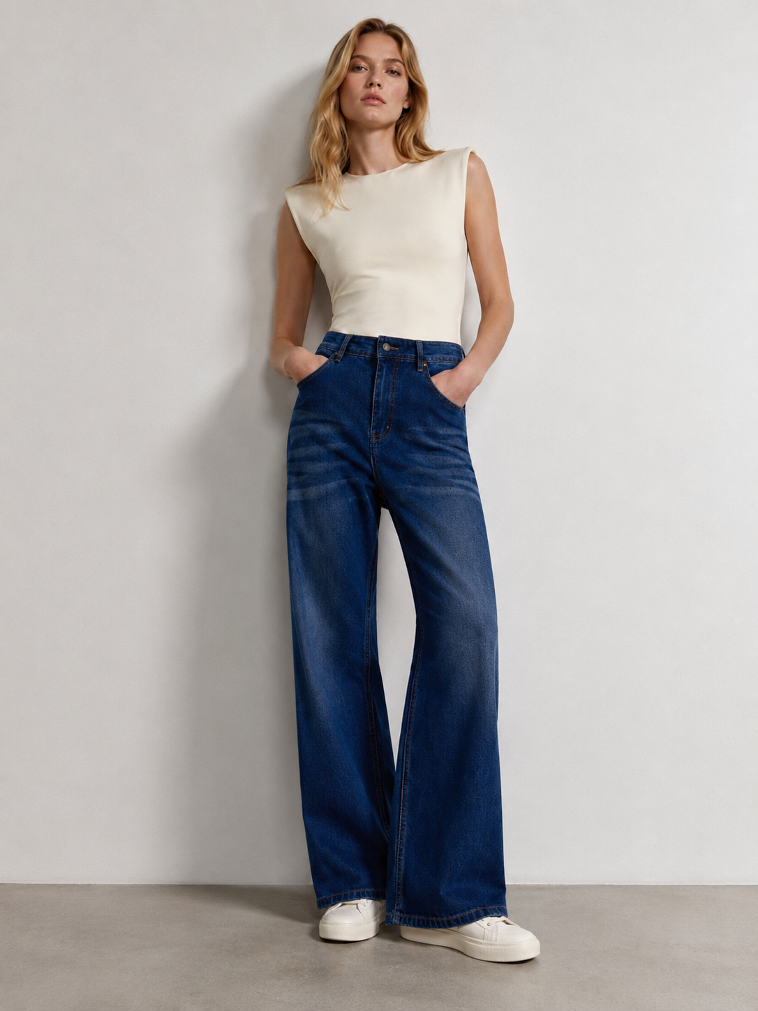 Classic Dark Blue Straight Jeans for Women Slimming High Waist Stretch Denim YZ5011