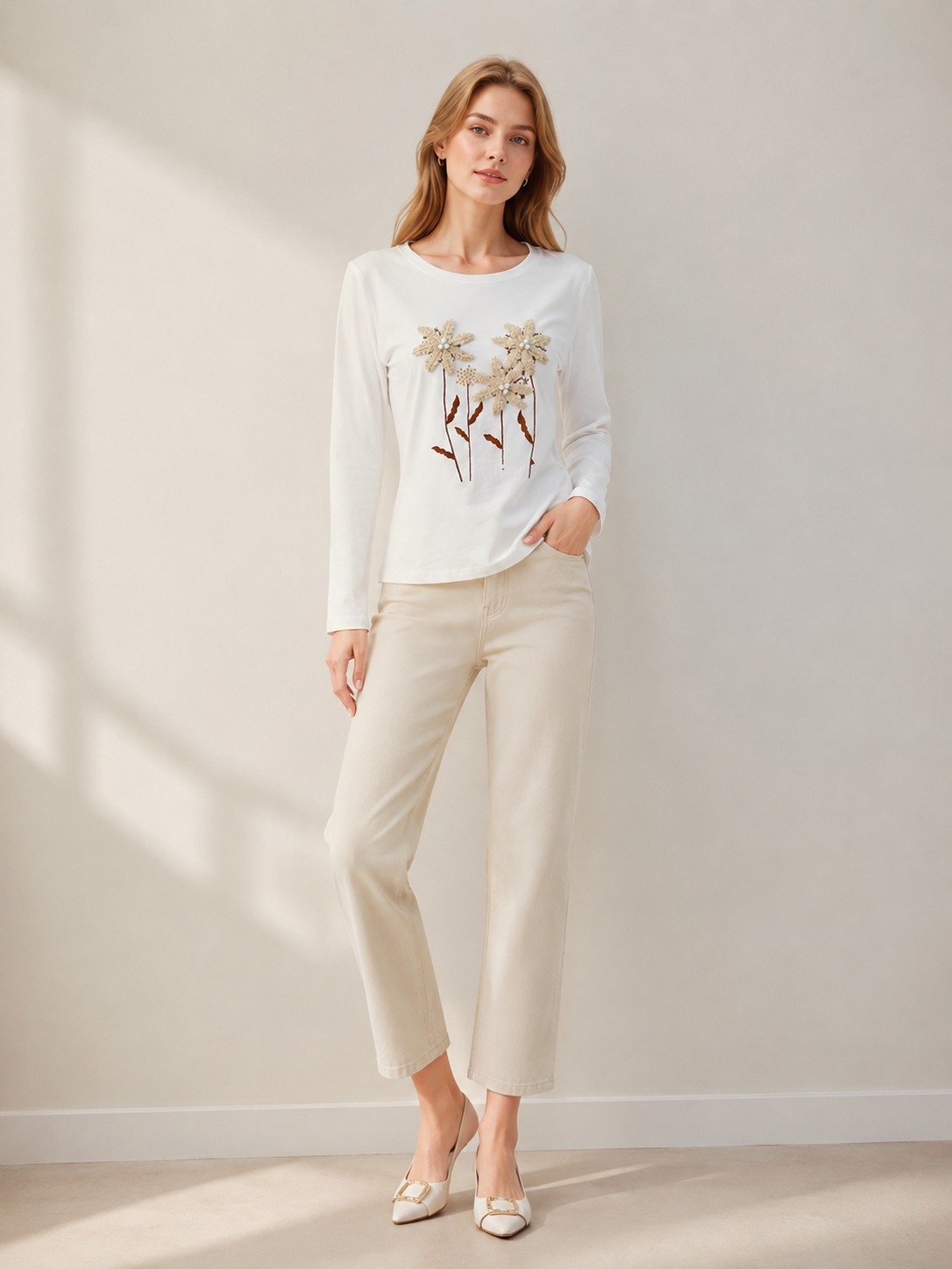 Women’s 3D Floral Pearl Detail Long Sleeve Tee M-43254-1