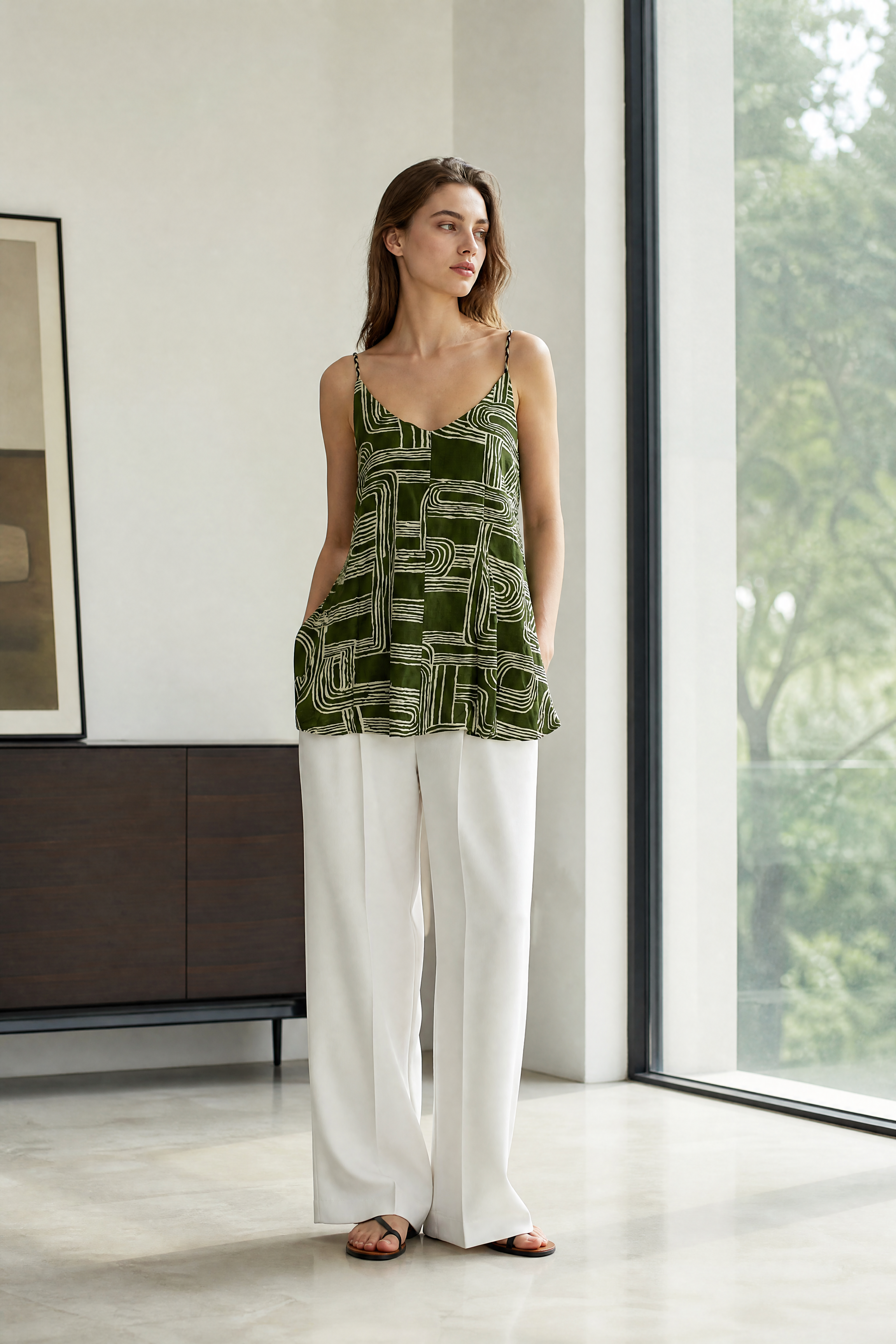 Women’s Geometric Print Spaghetti Strap Cami Top with Ruffle Hem 28011