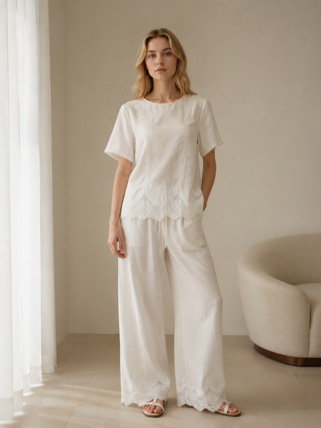 Women's White Relaxed Top and Wide-Leg Pants Set M-42755