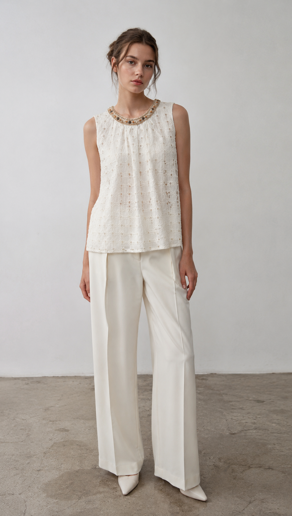  Trending Geometric Embroidered Sleeveless Top for Women AN-710021