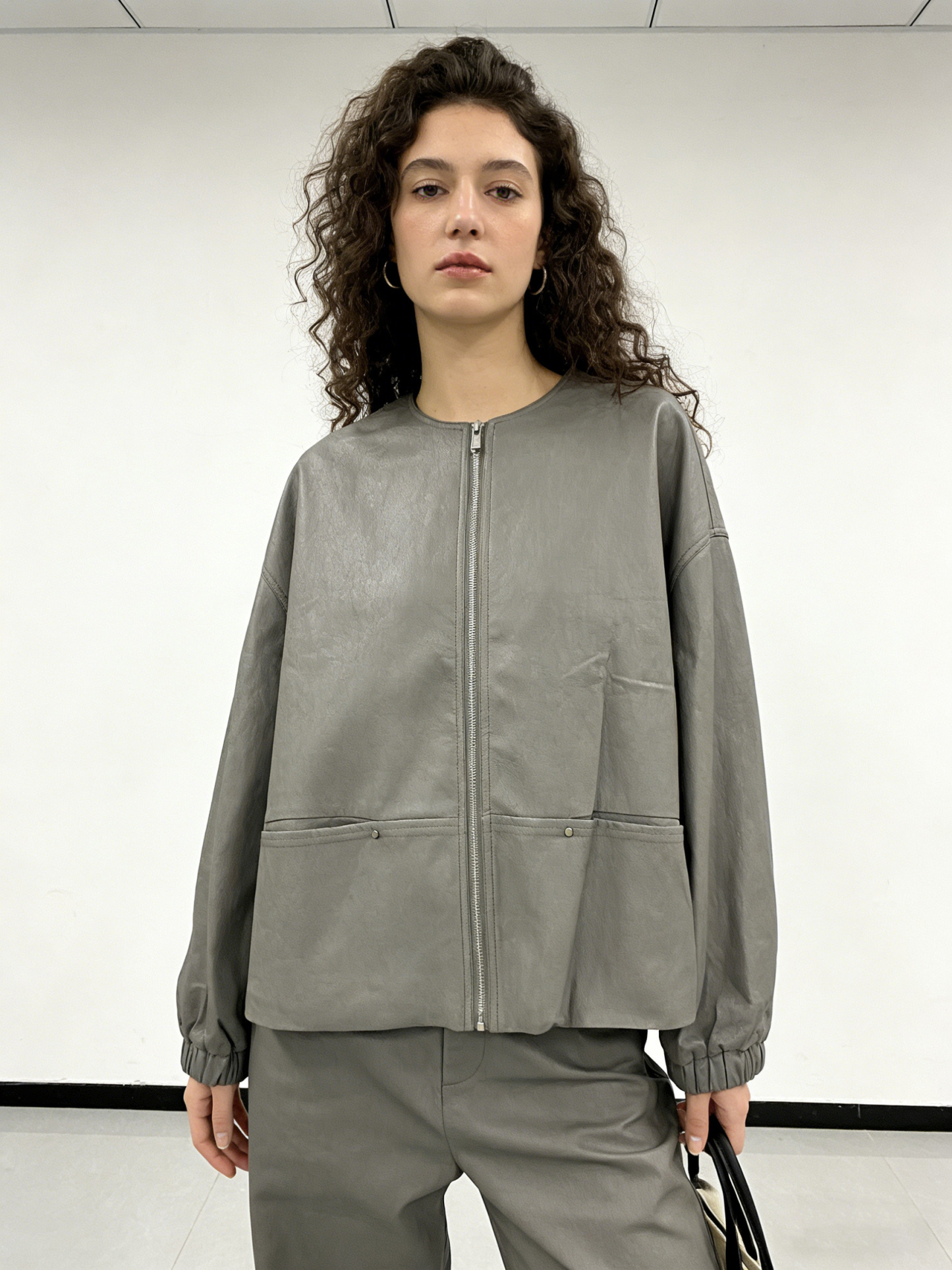 Minimalist Faux Leather Zip-Up Jacket – Cropped Urban Spring Fall Outerwear 27531