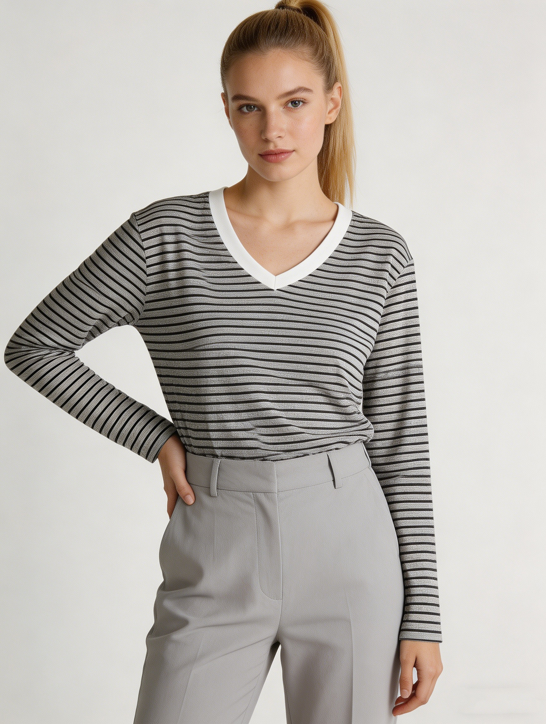 Minimalist Grey Stripe V-Neck Tee - Long Sleeve Casual Base Layer  C-41931-1