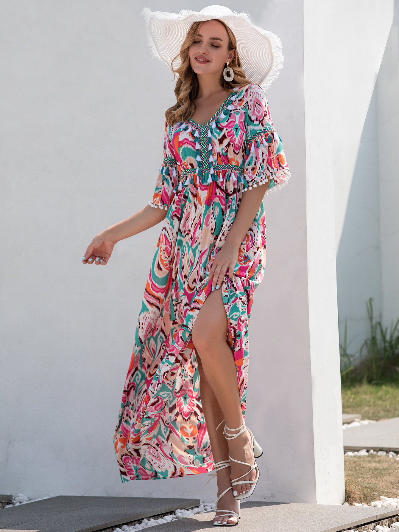 Women’s Boho Abstract Print Tassel V-Neck Maxi Dress W-32444