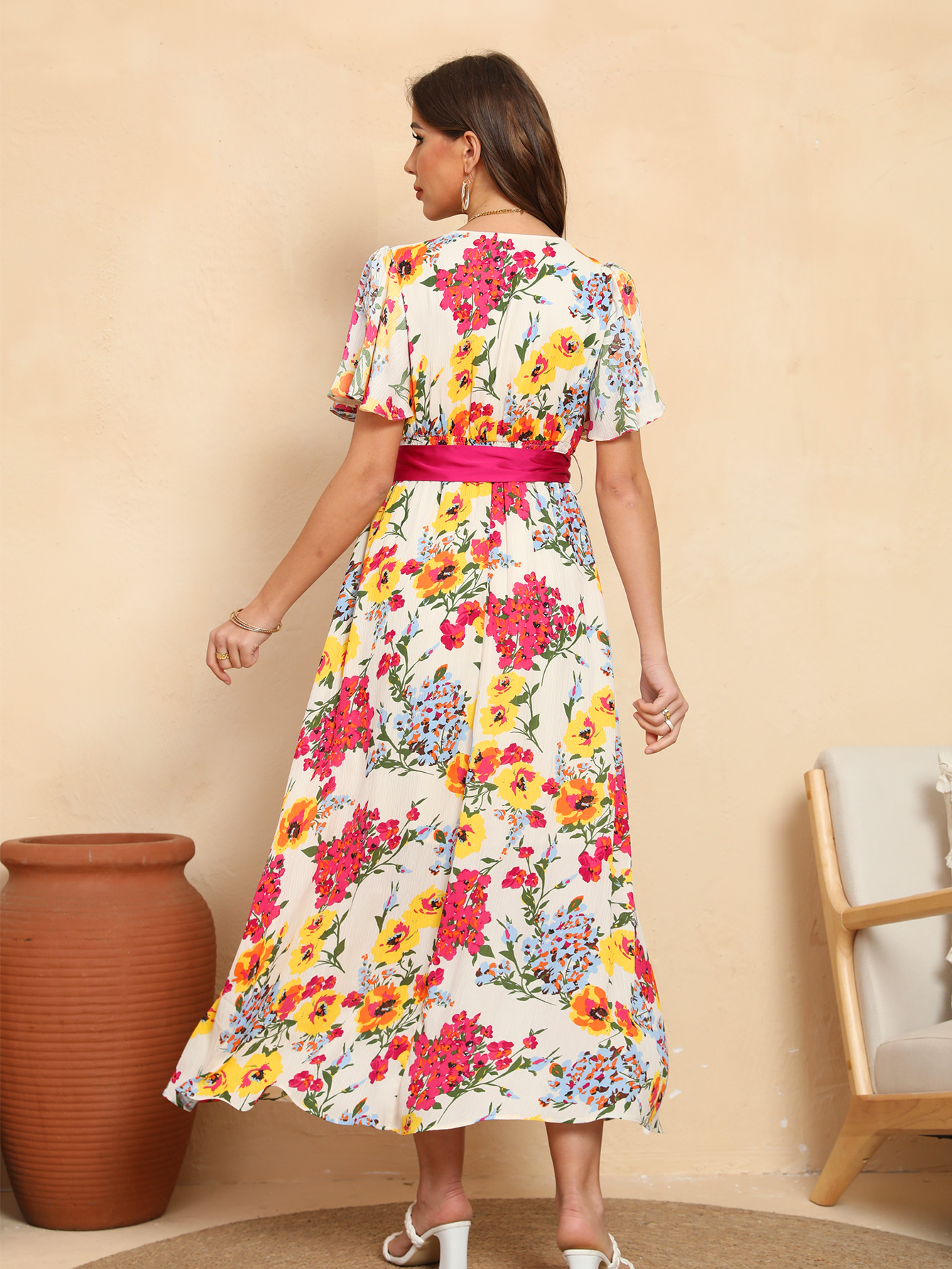 Women’s Bold Floral V-Neck Waist Tie Midi Dress D-34792