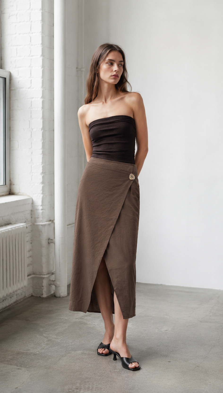 English: Minimalist Linen-Blend Wrap Midi Skirt with Asymmetrical Button AN-620037