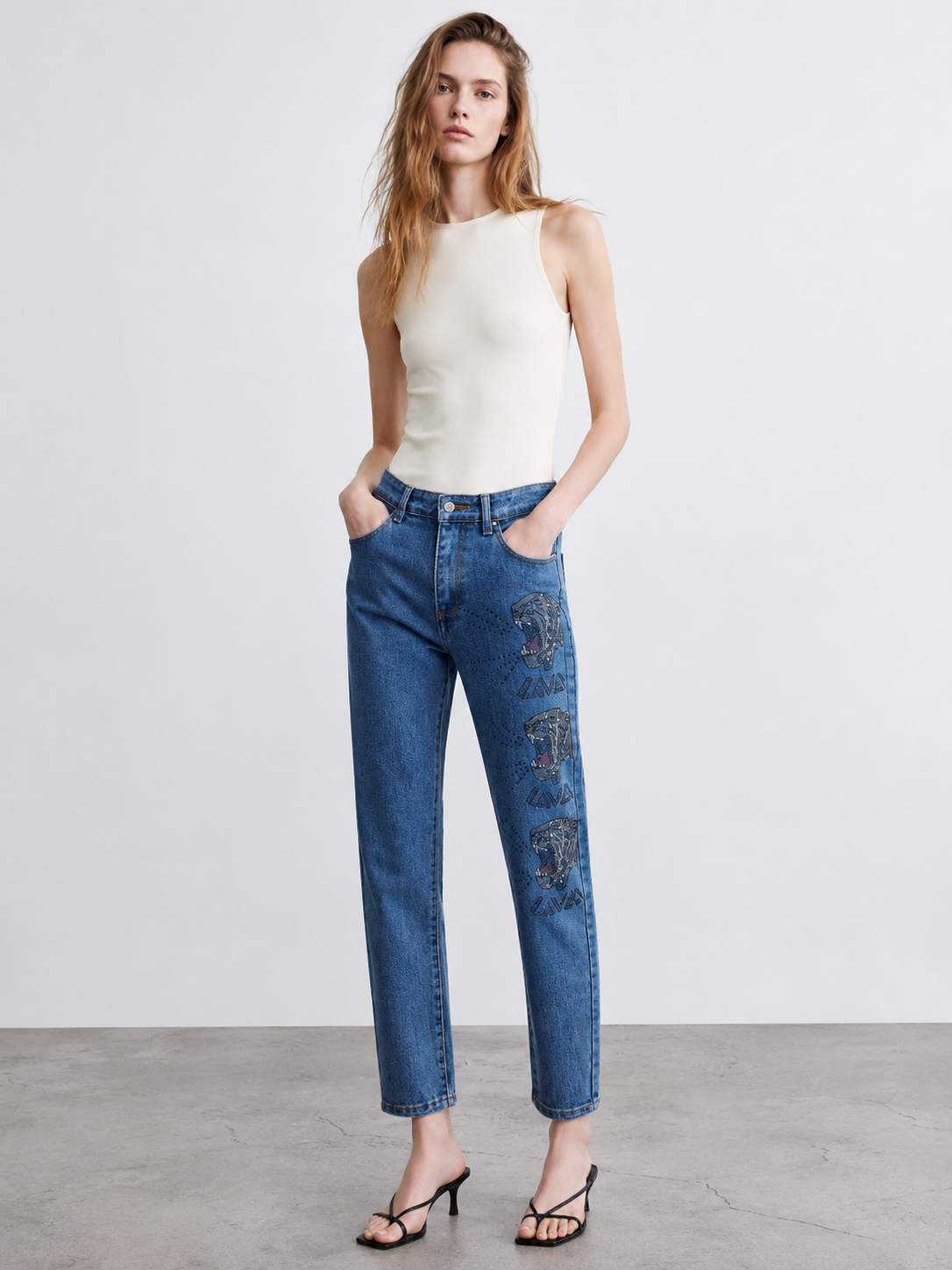 Y2K Rhinestone Tiger Pattern High Waisted Slim Jeans for Women ZY6071