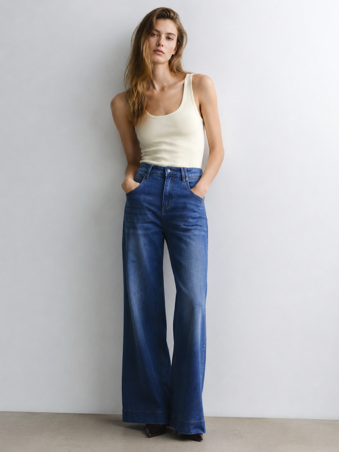 Women's Mid Wash High Waist Flare Leg Denim Pants ZY6038