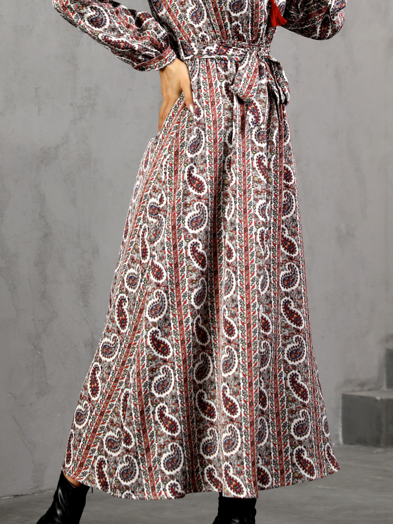 Women’s Boho Paisley Maxi Dress with Long Sleeves & Tassel Tie – Vintage Style D-33129