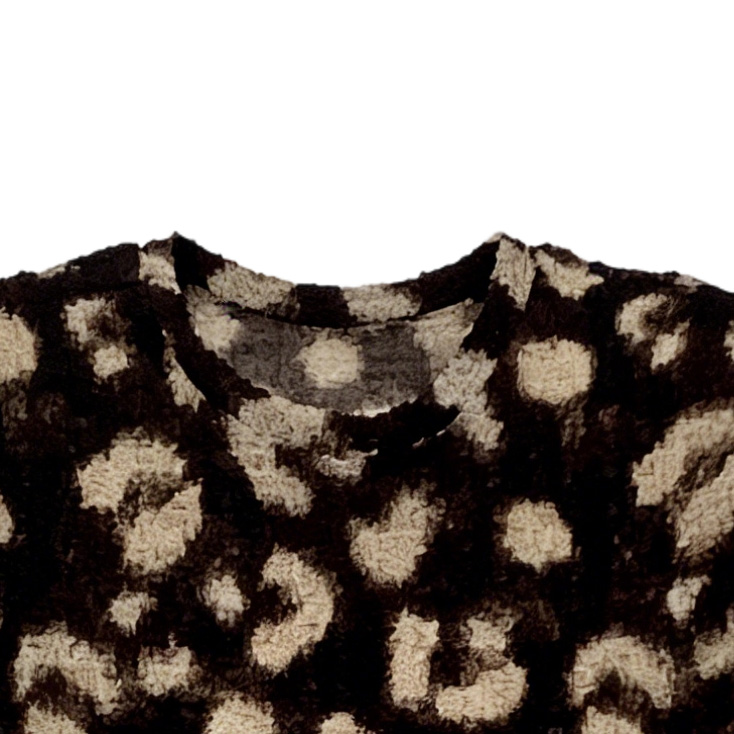 Leopard Print Fitted Top – Soft Stretch Crew Neck Short Sleeve Trendy Women’s T-Shirt AN-121003