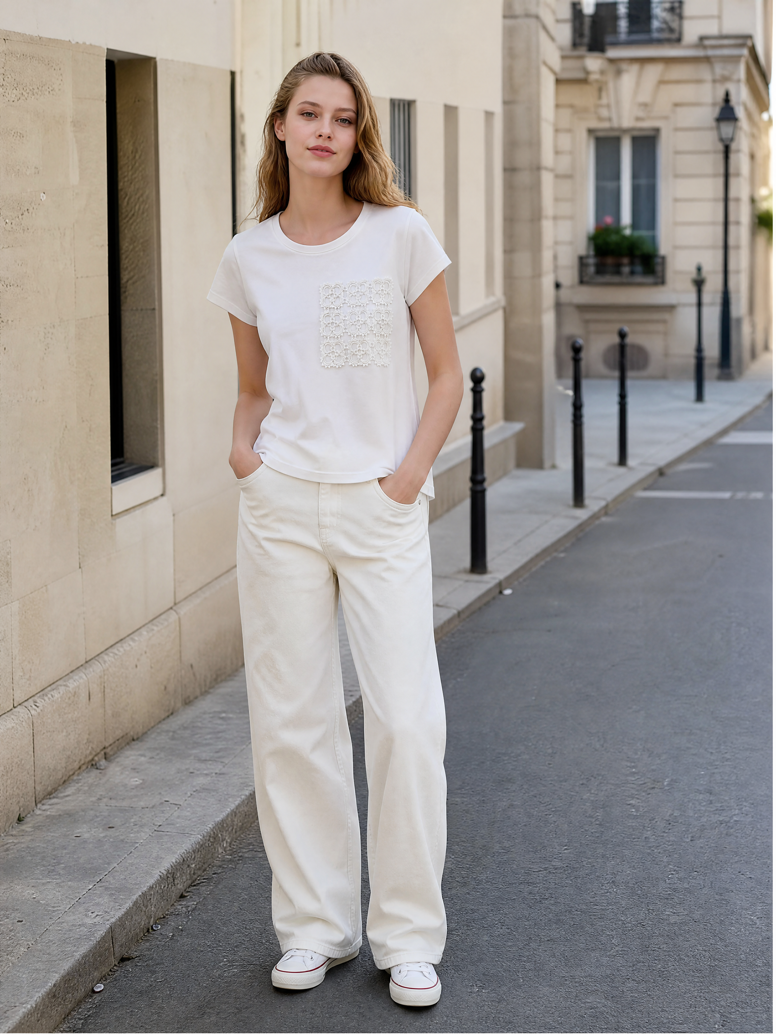 White Round‑Neck Short‑Sleeve T‑Shirt With Square Crochet‑Lace Chest Patch M-42645