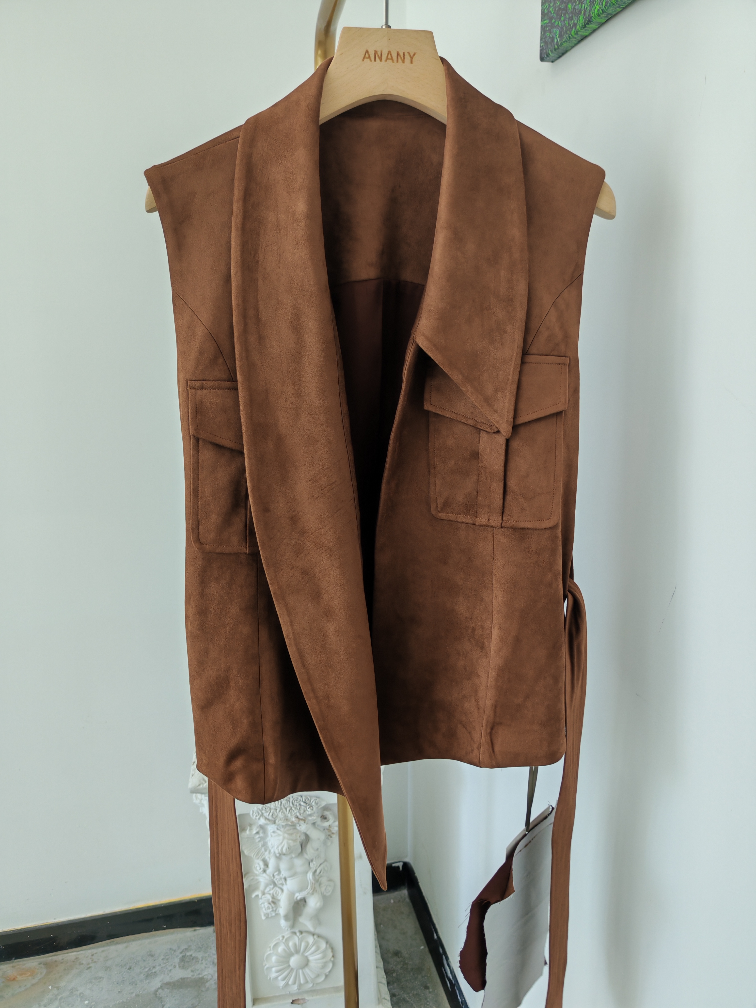 Suede V-Neck Waistcoat for a Textured Look YB-010