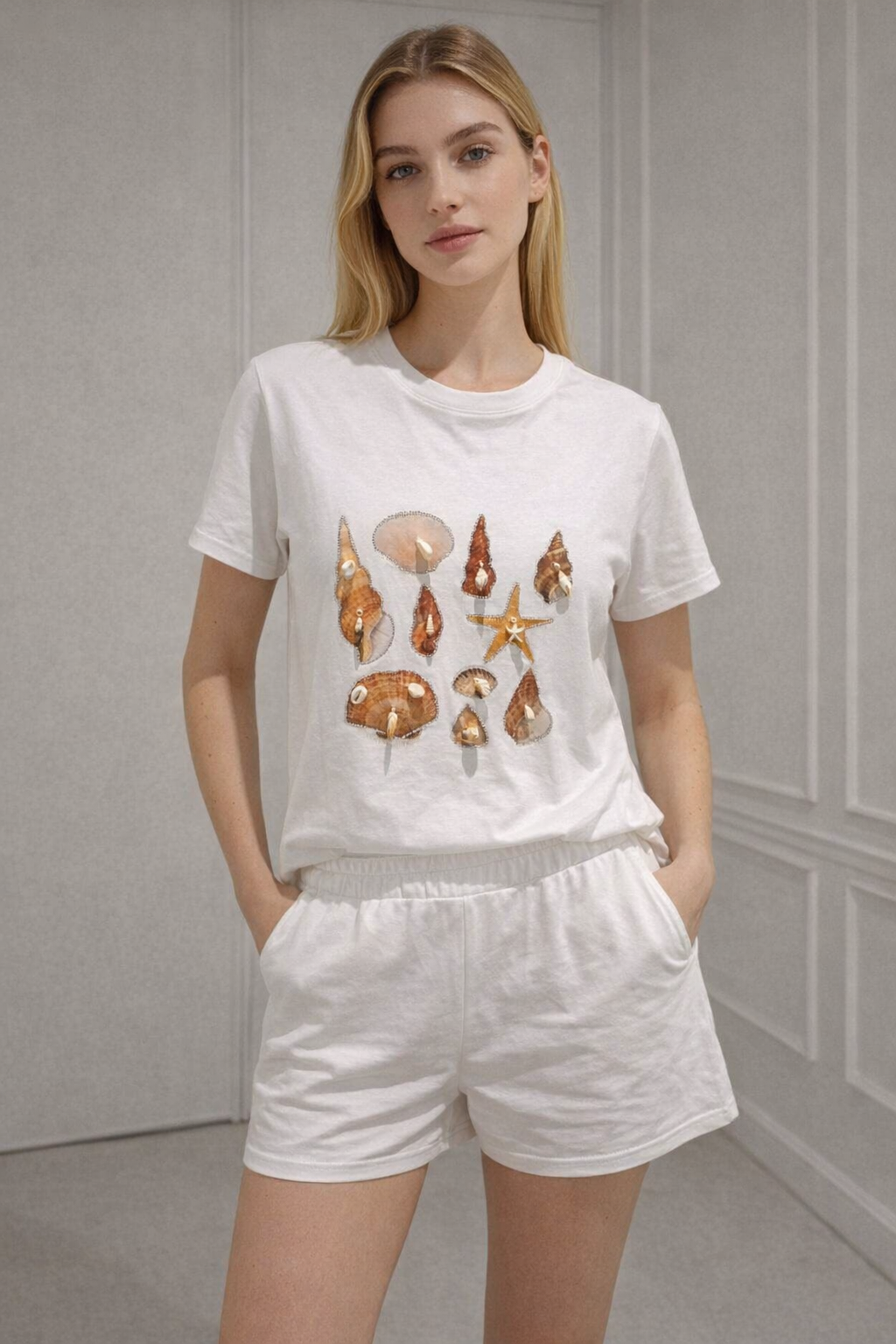 Women’s Summer Seashell Embellished Beach Graphic T‑Shirt M-42129-8