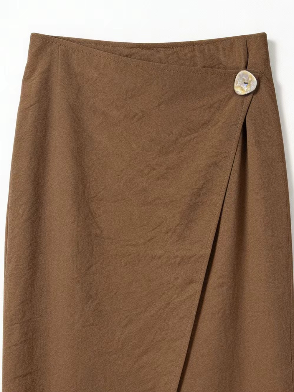 English: Minimalist Linen-Blend Wrap Midi Skirt with Asymmetrical Button AN-620037