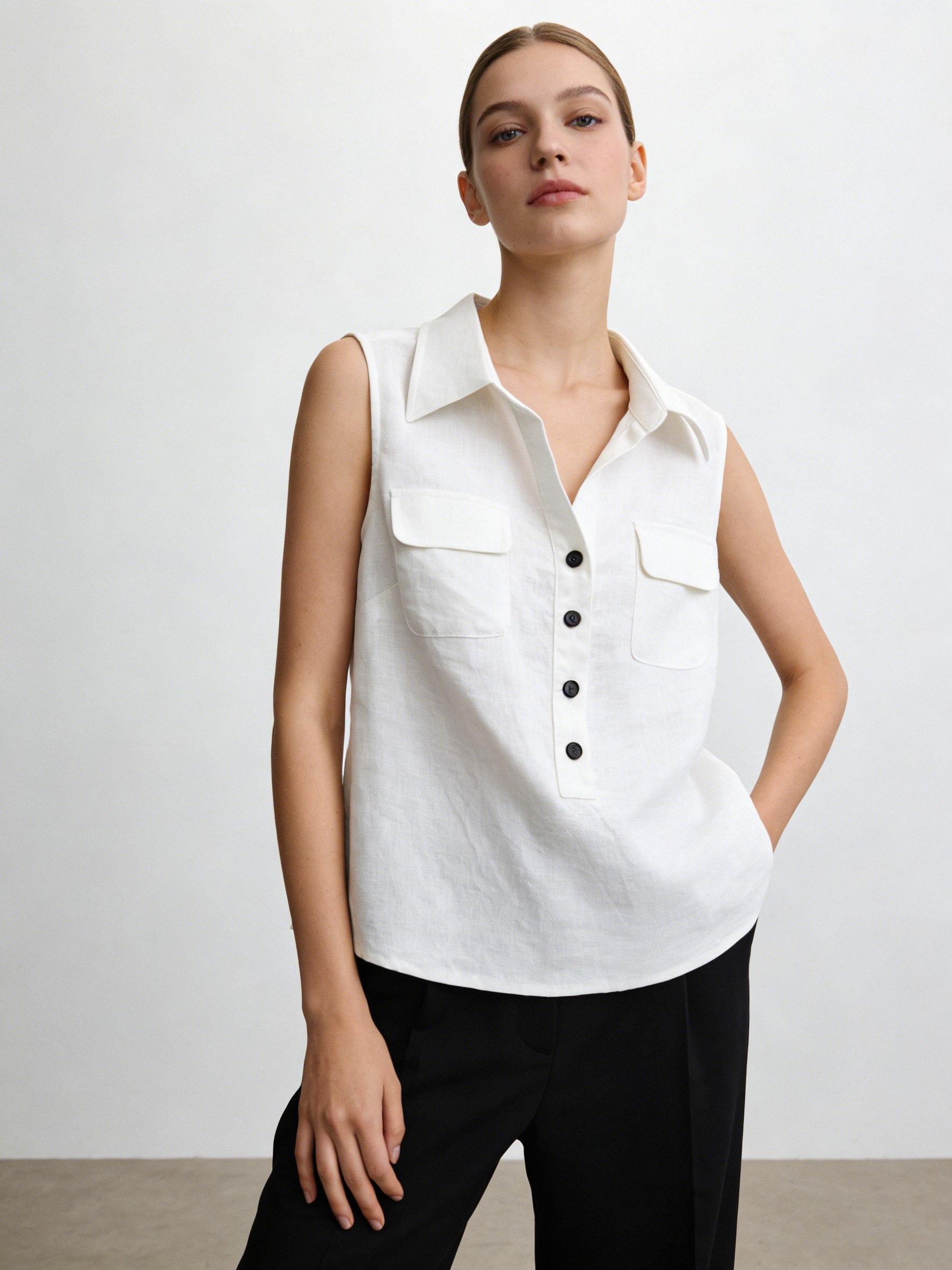 Chic White Sleeveless Shirt - Pocket Detail Layering Blouse  C-41786A