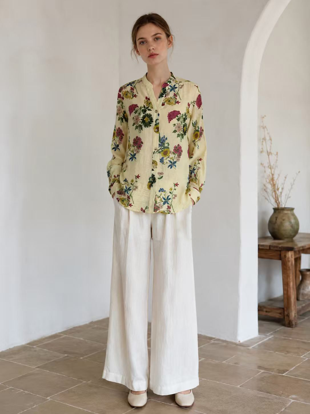 Women’s Floral Embroidered Cropped Blouse A-43140