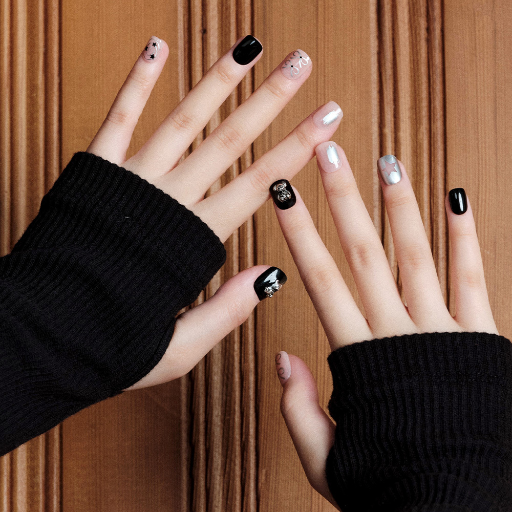 Grunge Bear (Short Square)