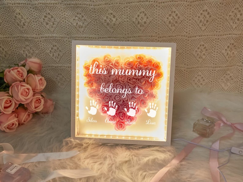 Personalized Flower Heart Shadow For Mom & Grandma -The Best Mother's Day Gift