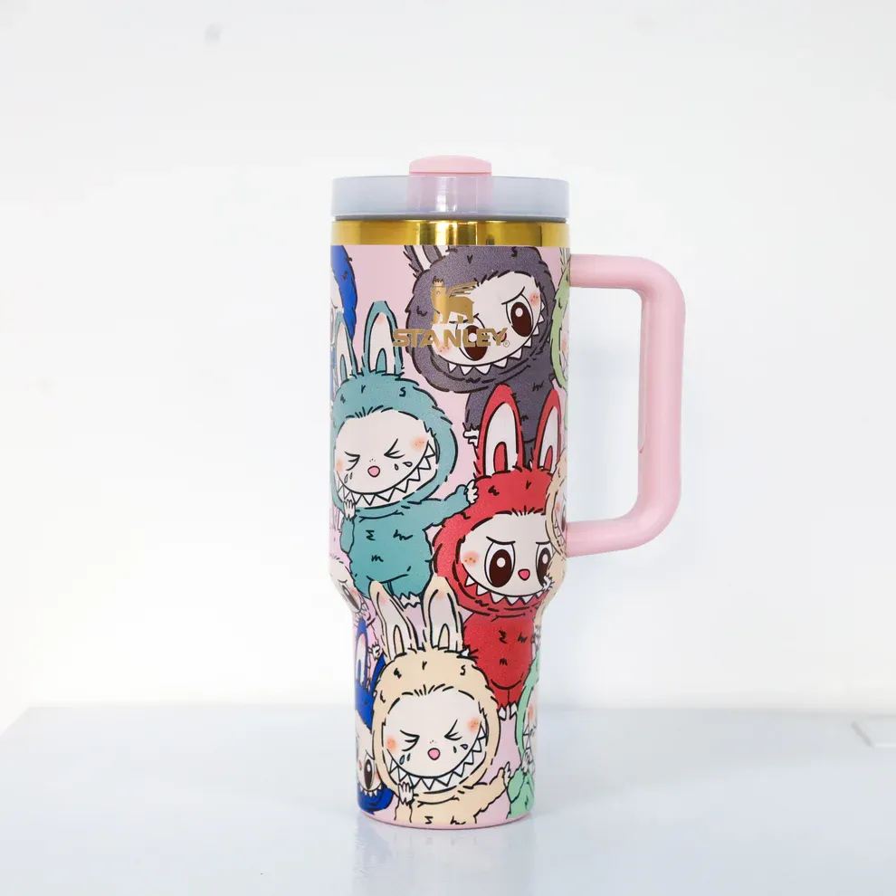 Tazza da viaggio Astryra® Labubu Limited Edition da 40 oz