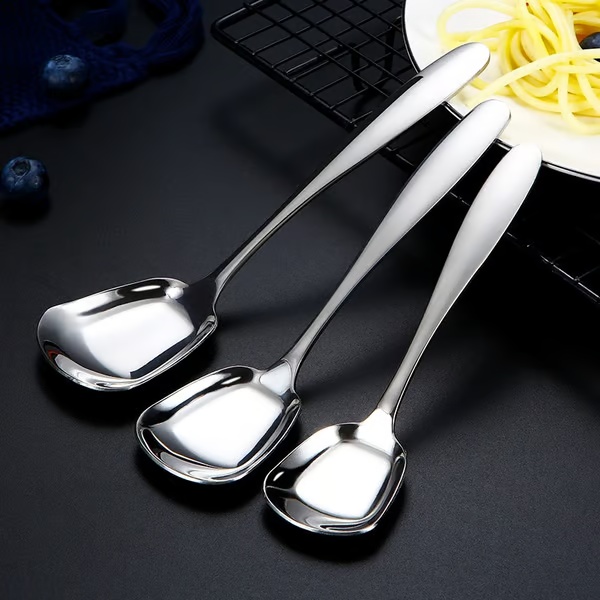 🔥Cucchiai in acciaio inox a testa quadrata