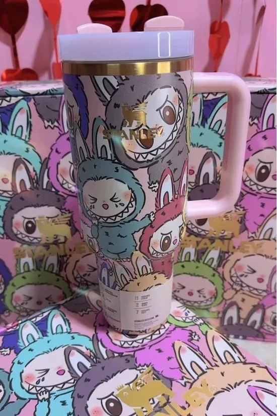 Tazza da viaggio Astryra® Labubu Limited Edition da 40 oz