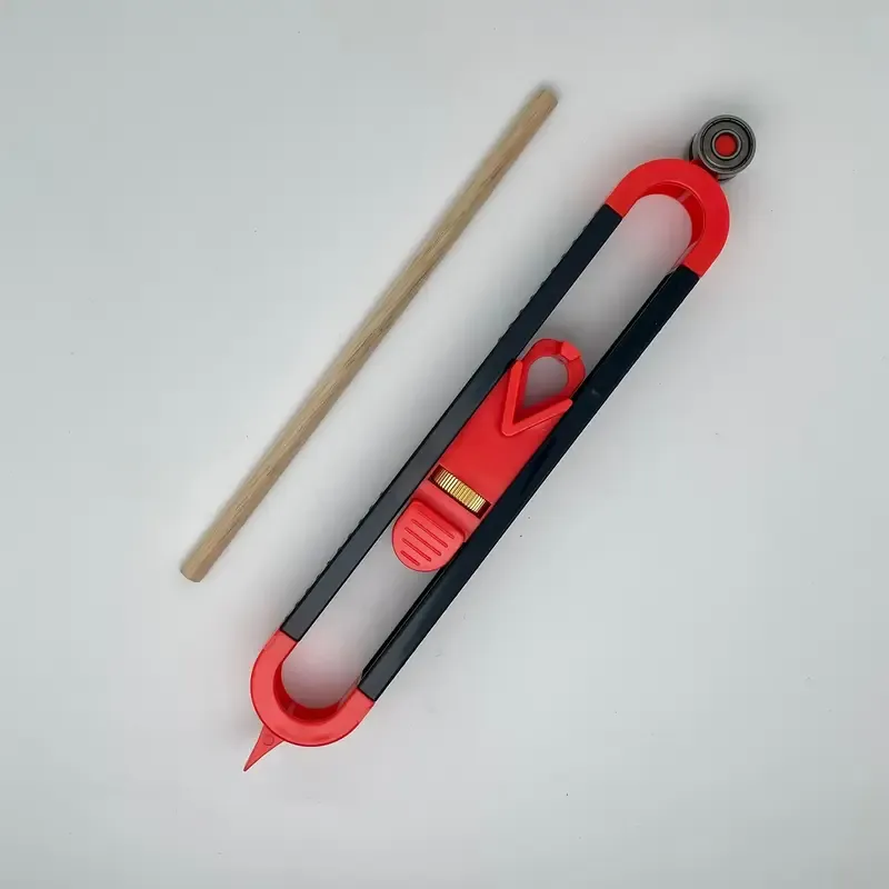 Set di strumenti di misurazione precisi per la lavorazione del legno: