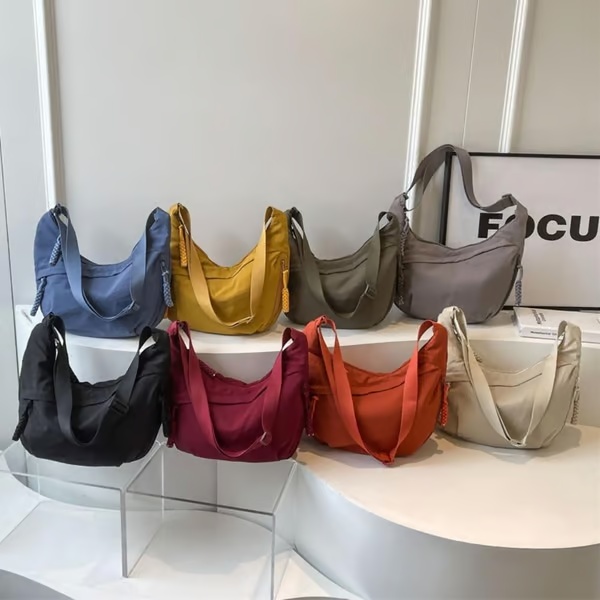 Borsa a tracolla in nylon tinta unita alla moda da donna